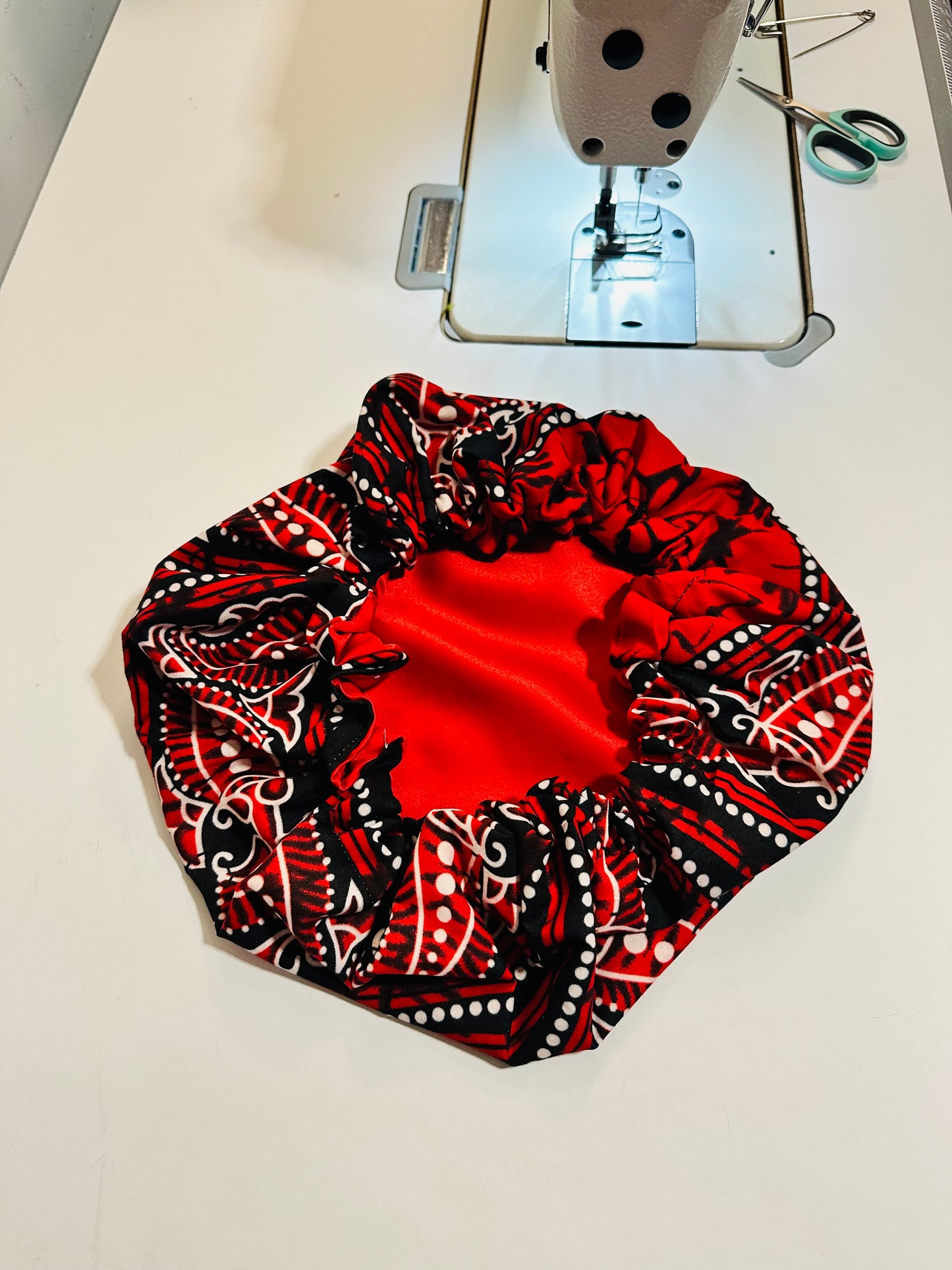 Bonnet de nuit Satin-côté tissu wax - bonnet en satin