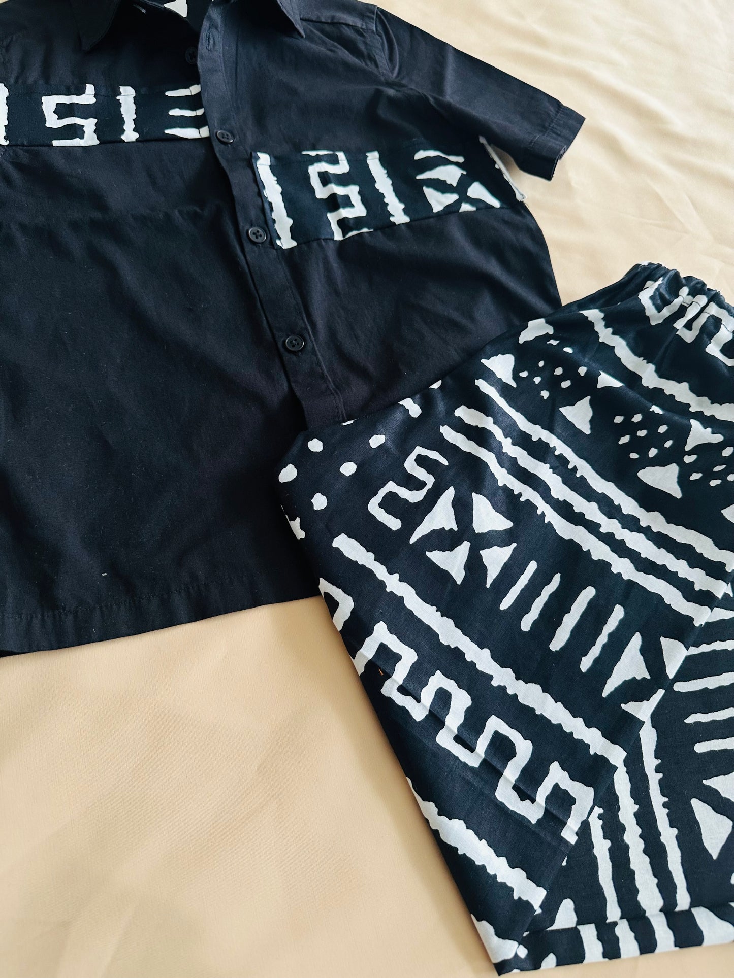 Ensemble enfant garçon Idriss – Bogolan noir et blanc – Fait main en coton