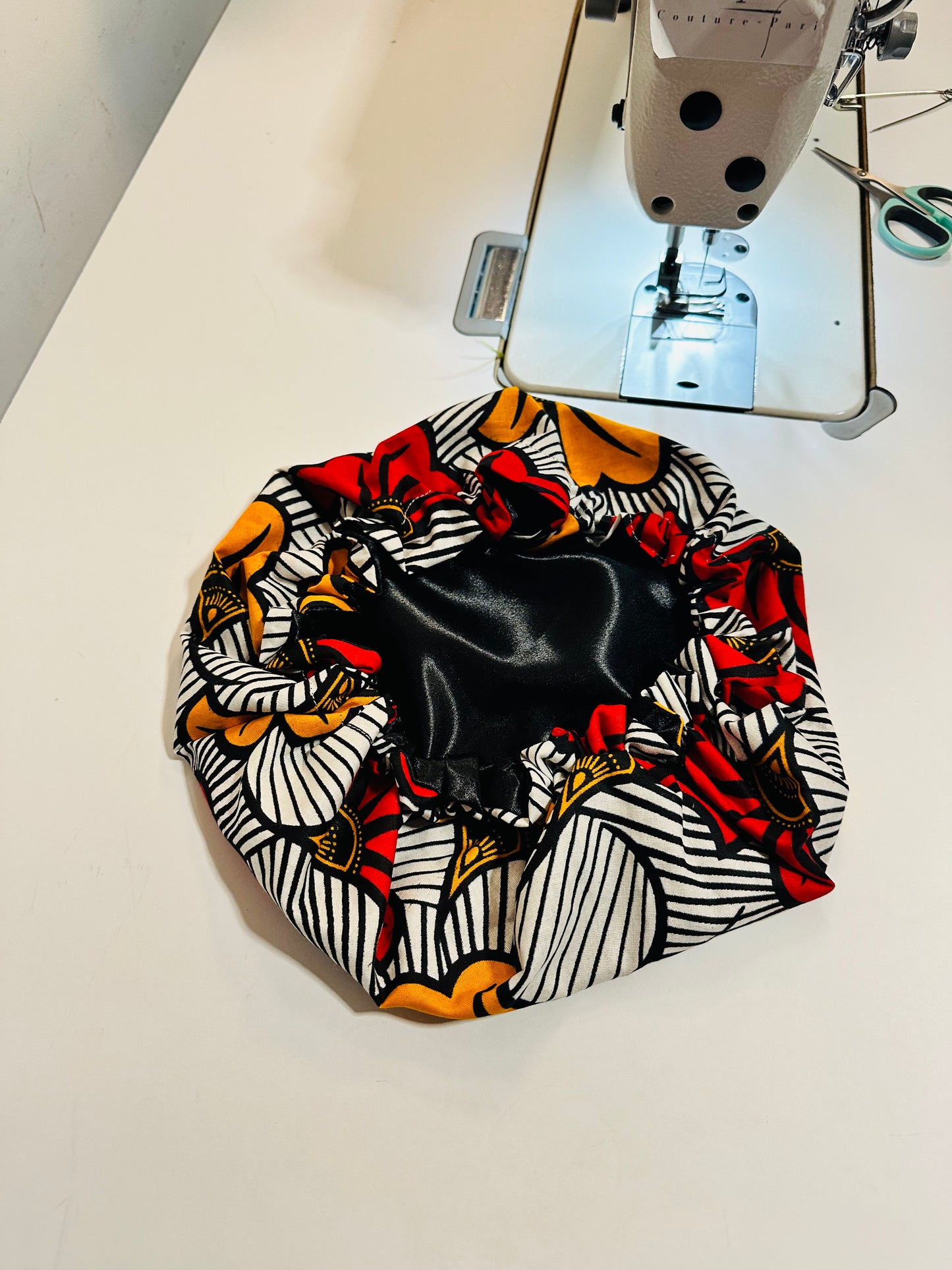 Bonnet en satin wax
