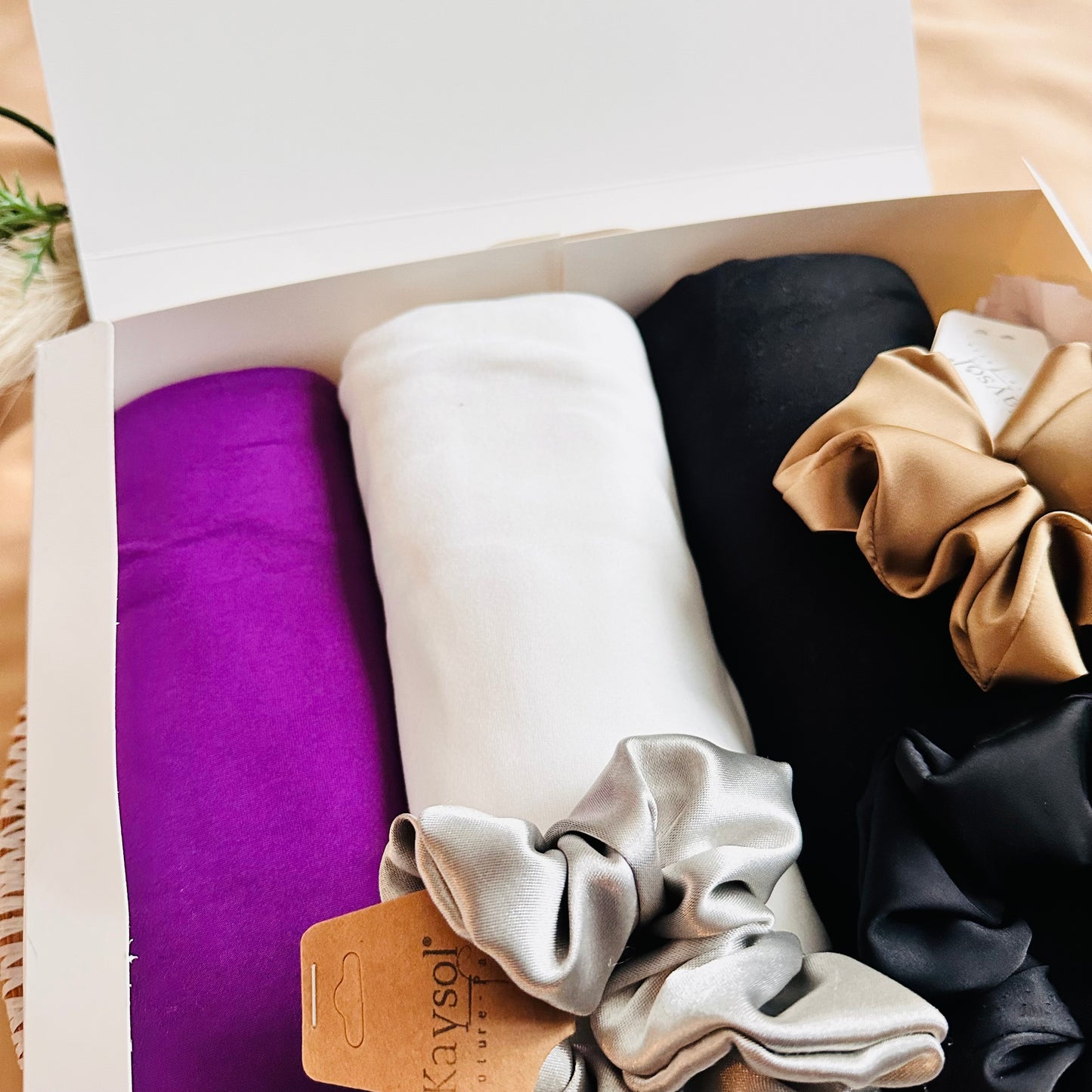 Hijab box Jersey Premium- 3 Hijabs - 3 Chouchous en Soie - Grand