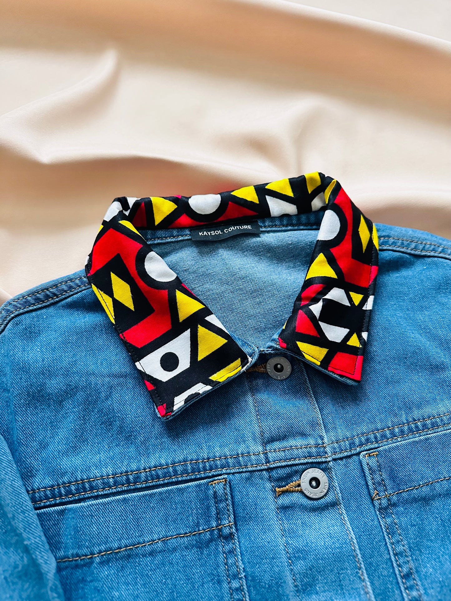 Veste en jean Customiser en Wax - Wax art rouge