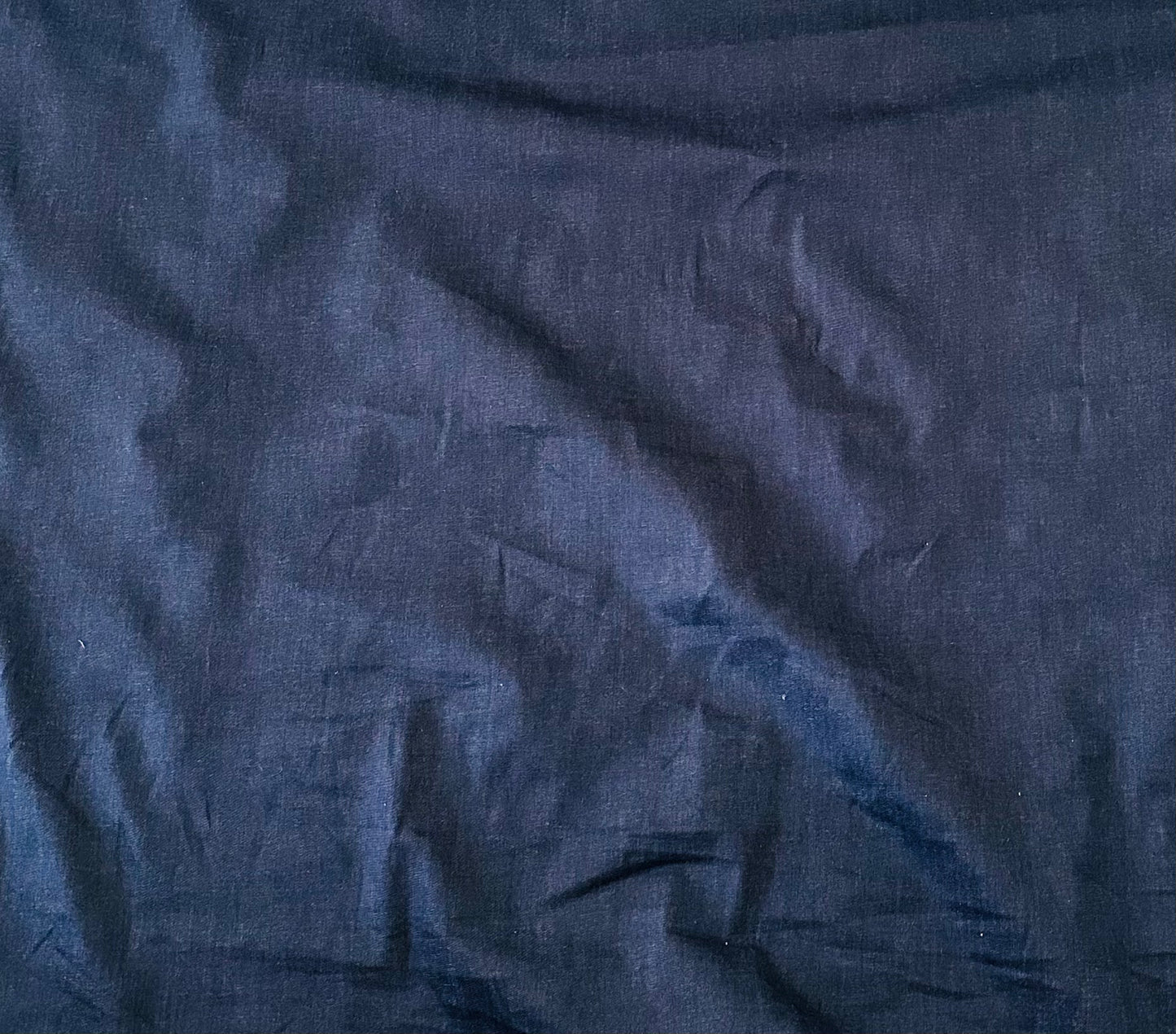 Tissu jean bleu nuit – 100 % coton – laize 150 cm