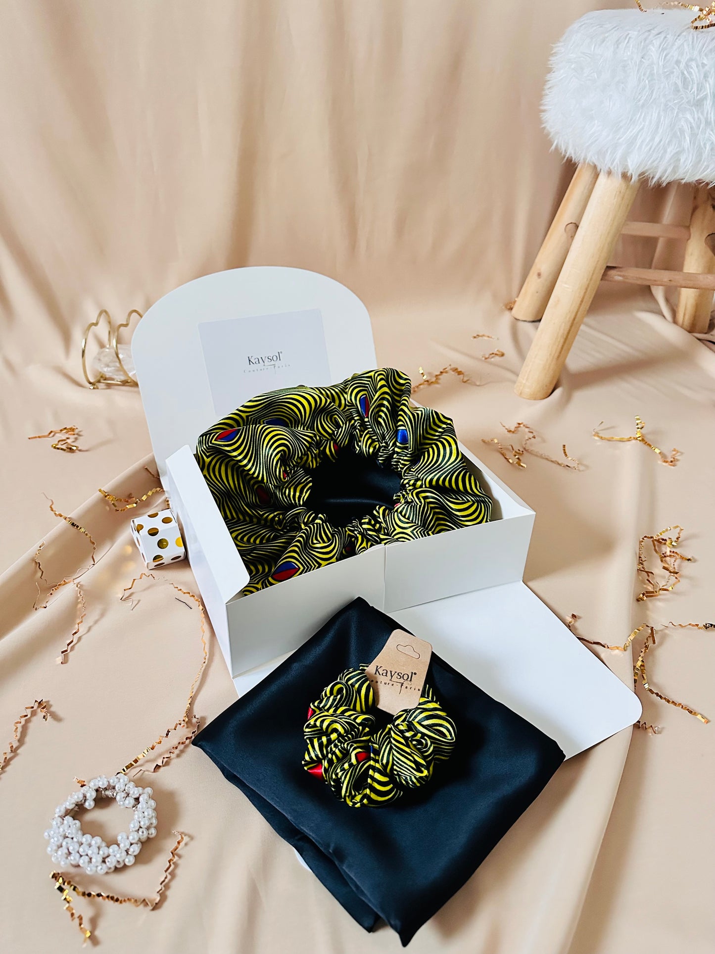 Bonnet en Satin jaune - Taie en satin - Chouchou - Coffret cadeau-bonnet en satin en wax - wax jaune