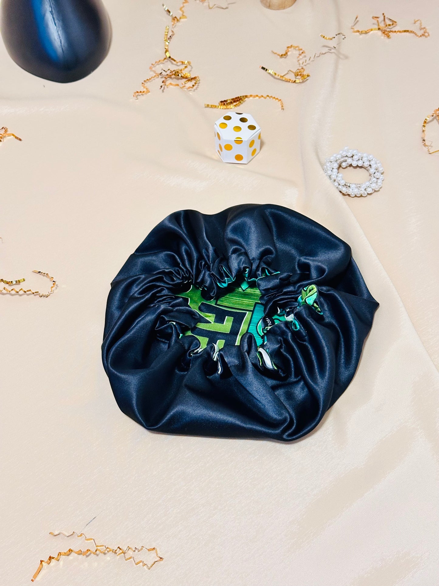 Bonnet en Satin Imprimé