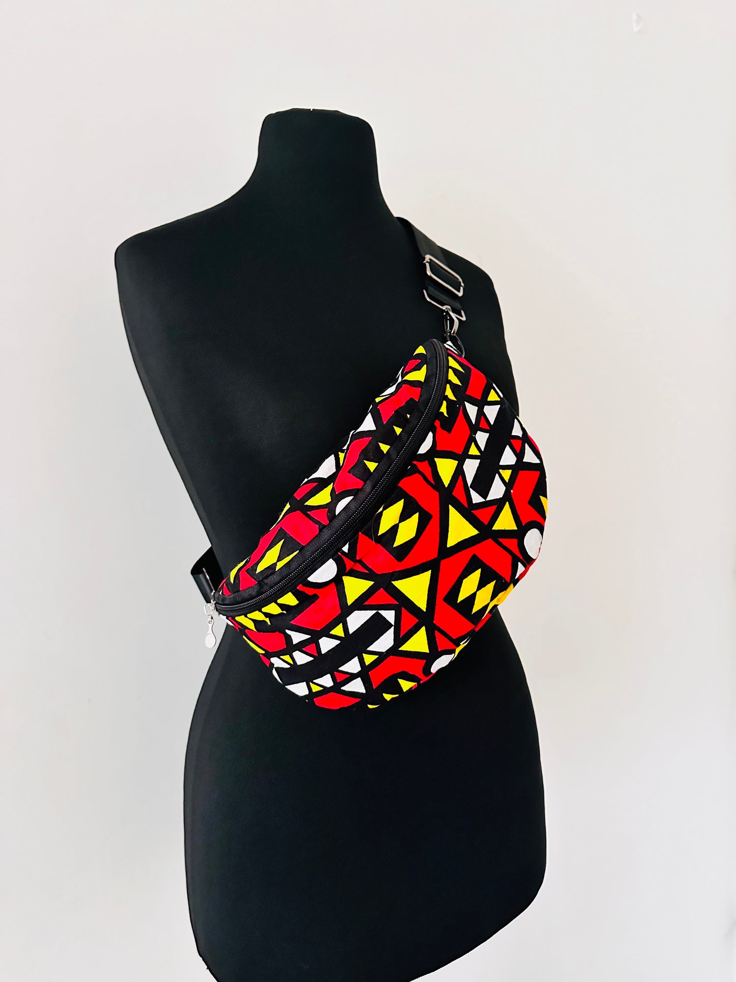 Sac Banane en Wax - Bogolan rouge