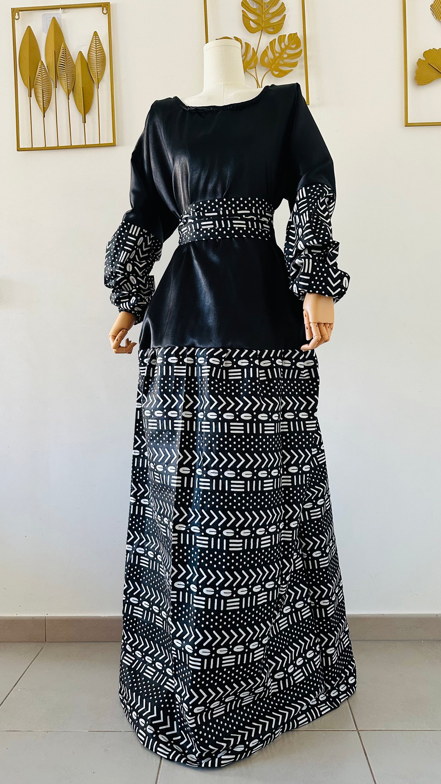 tenue africaine en wax noir et blanc - robe longue style vintage - robe manches longues - tenue femme maxi longue - robe africaine grande taille