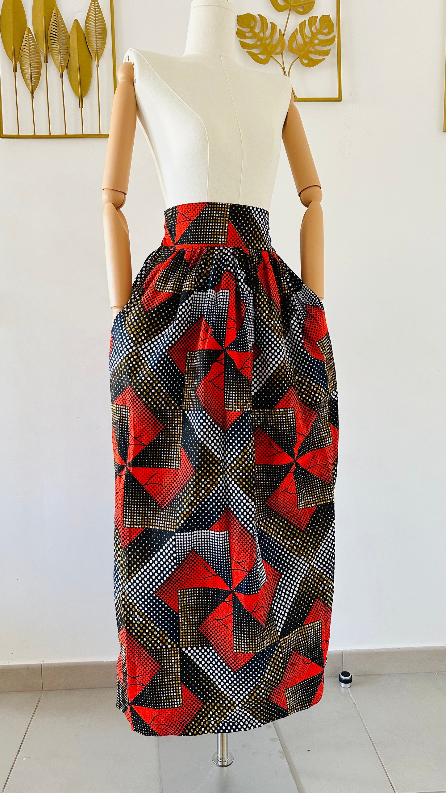Jupe africaine longue - Taille Haute - Avec poches - jupe plissée longue - jupe évasée en wax - jupe africaine rouge