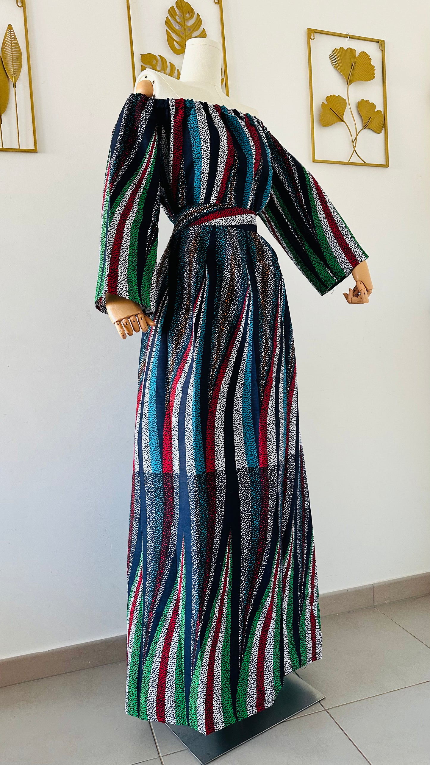 Haut en wax - Bleu - Manches évasées - chemise en wax -tenue africaine chic - top en wax - top en wax femme - blouse épaules dénudées