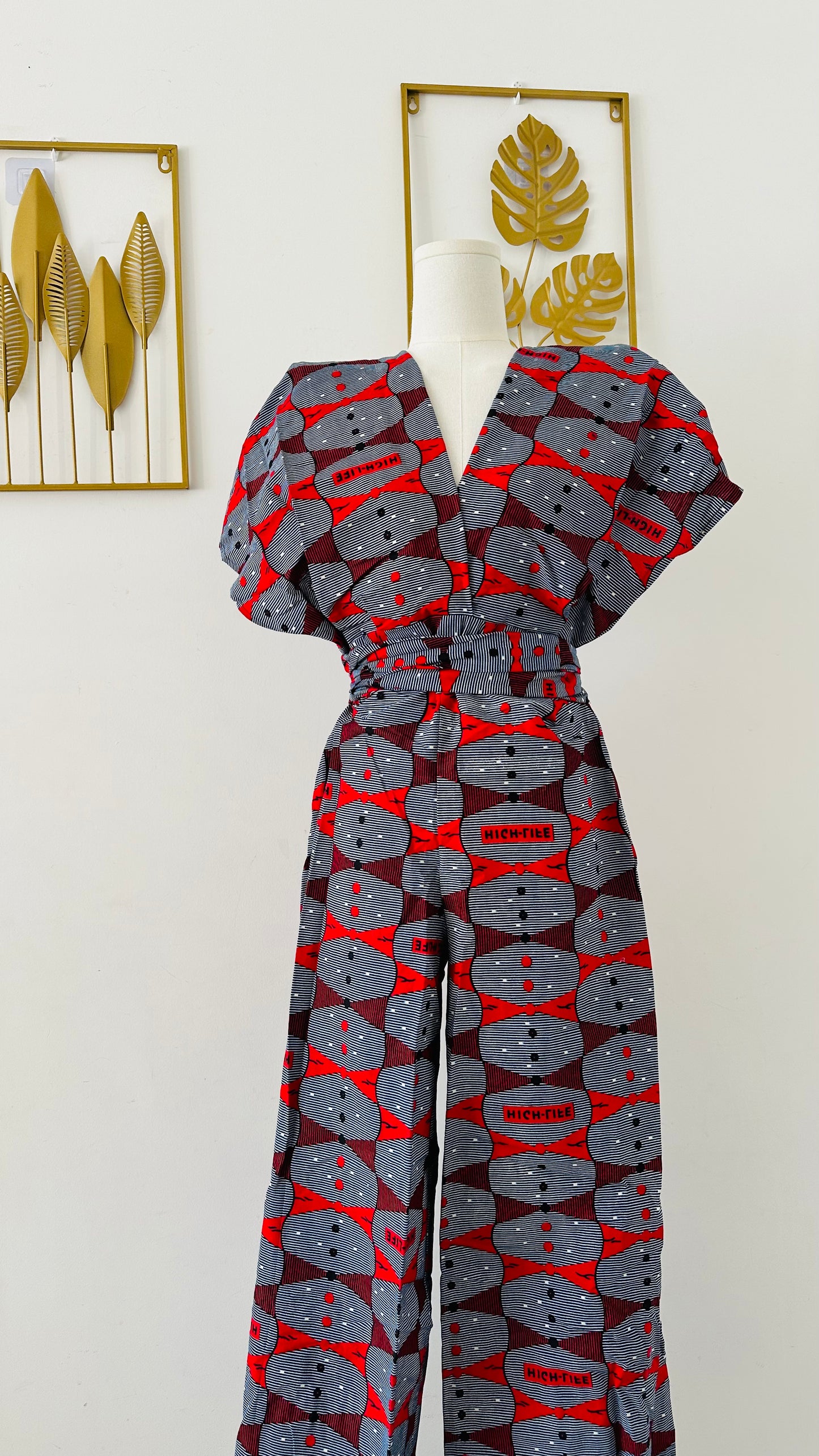 Combinaison en wax - tenue de ceremonie africaine - boutique africaine paris - robe en wax - tissu pagne