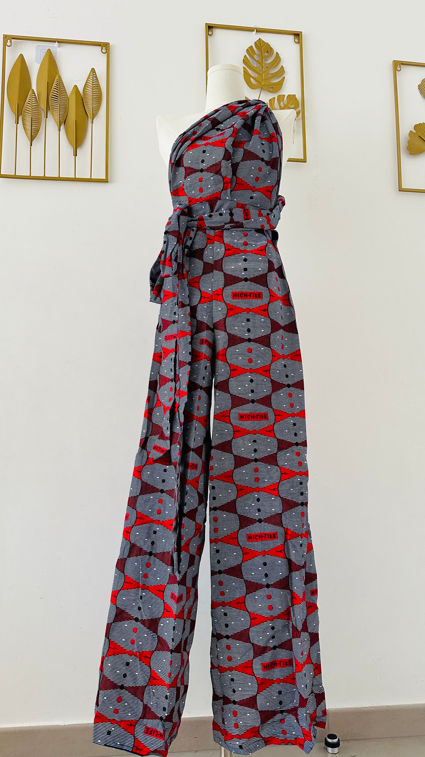 Combinaison en wax - tenue de ceremonie africaine - boutique africaine paris - robe en wax - tissu pagne