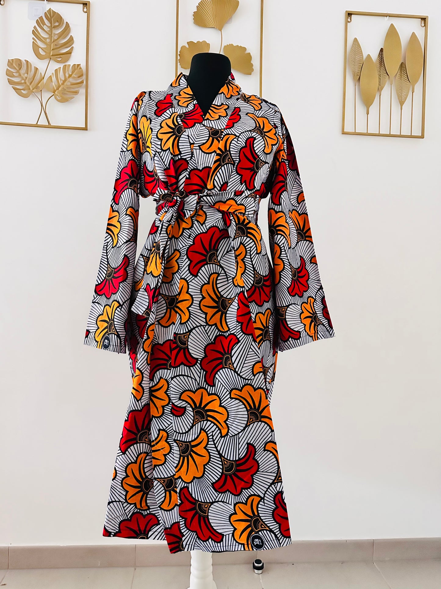 Kimono en tissu africain rouge et jaunes
