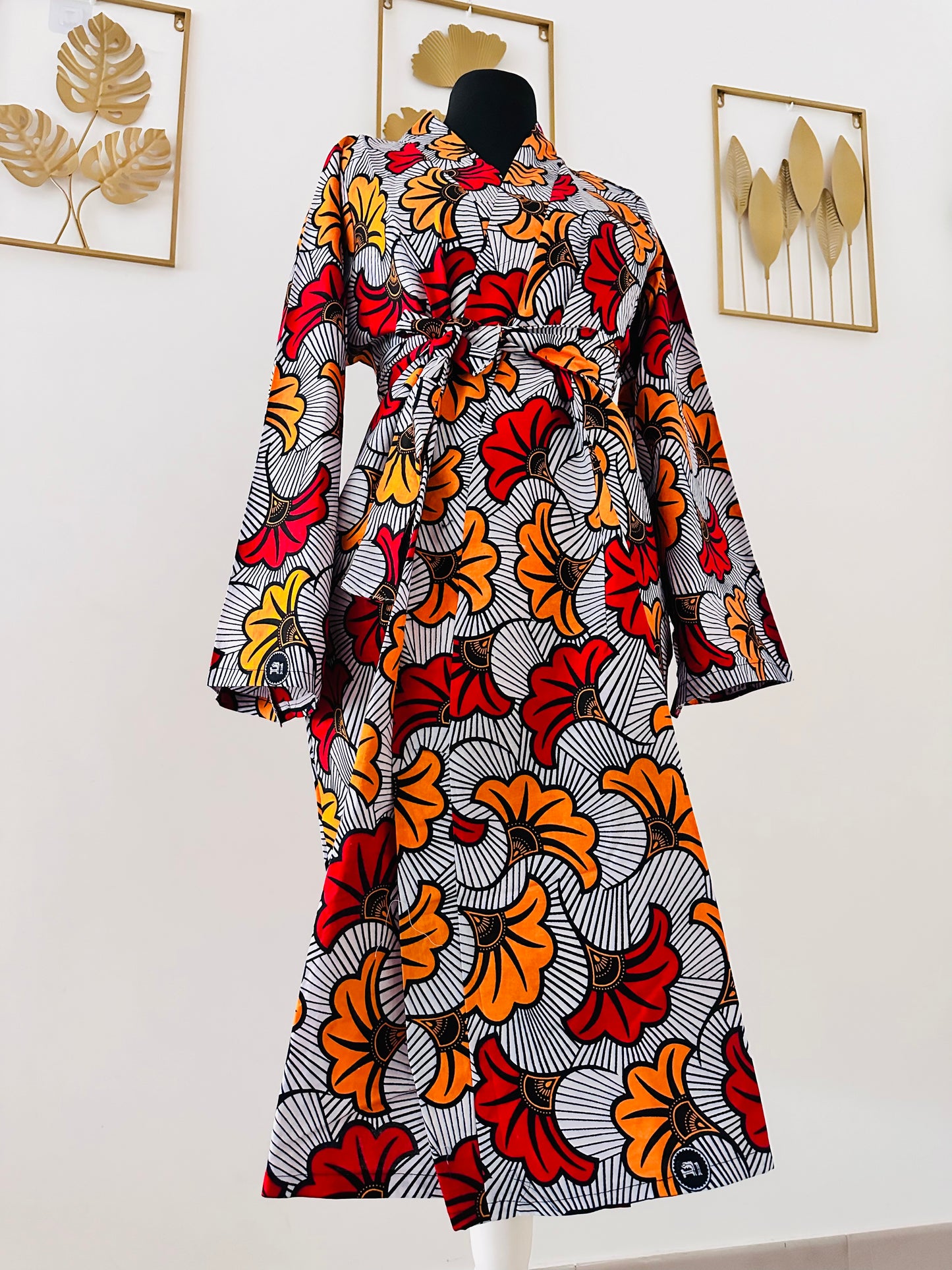 Kimono en tissu africain rouge et jaunes