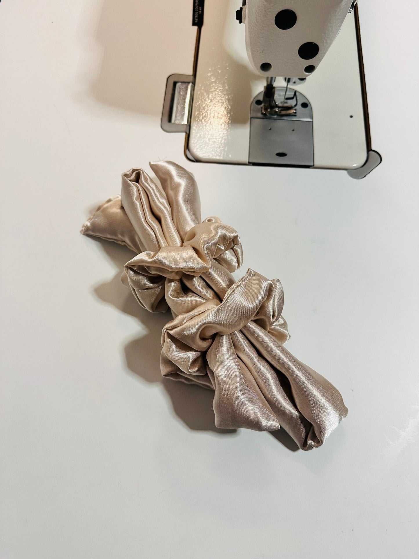 Heatless Curler en Satin - Bigoudi cheveux Beige - Kaysol Couture