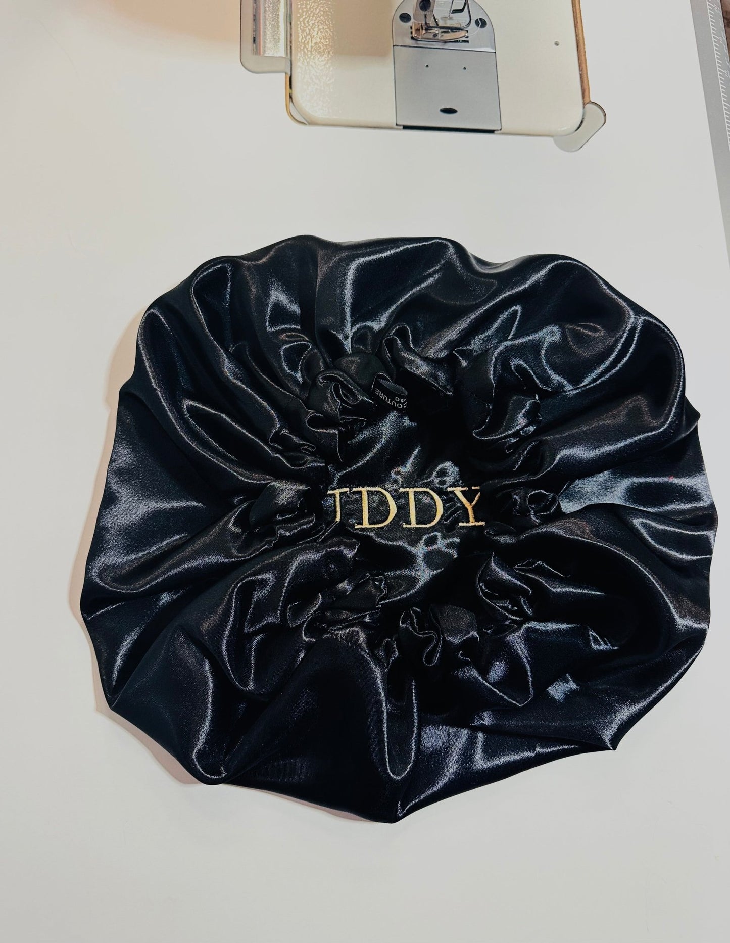 Bonnet en Satin Personnaliser - Grand choix de Couleur - Satin de haute qualité - Kaysol Couture