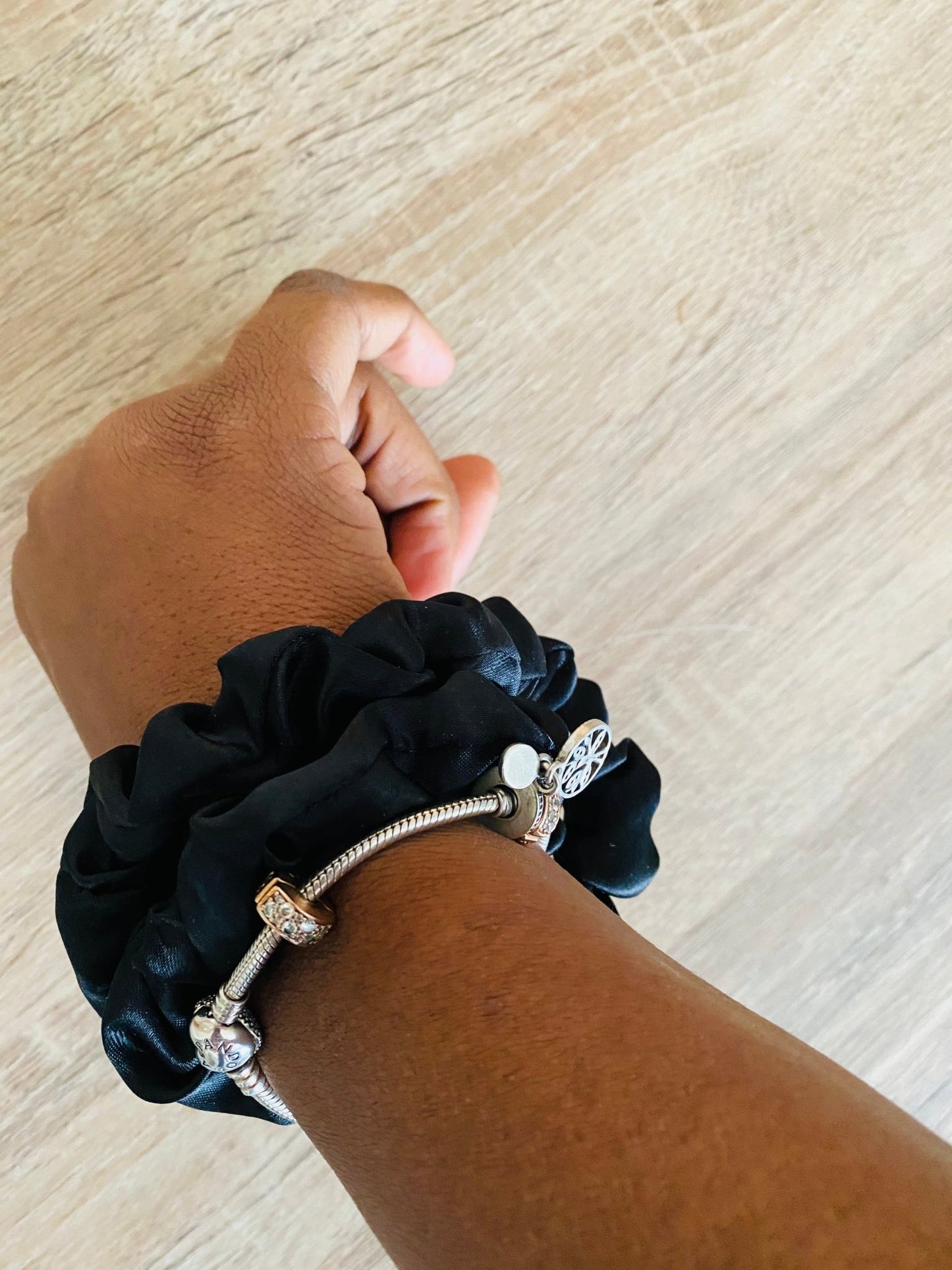 Chouchou en satin - taille moyen - Kaysol Couture