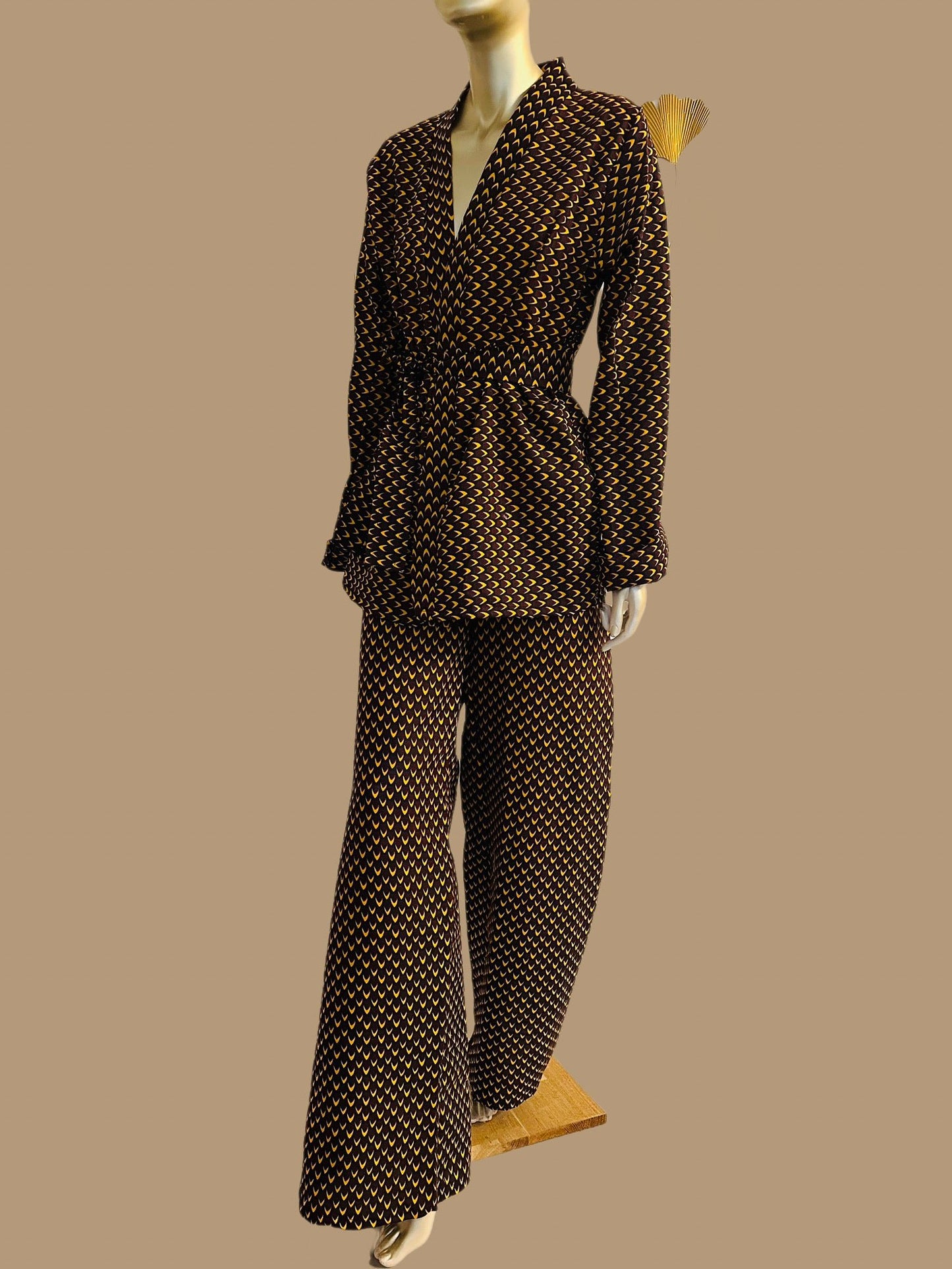 Costume en Wax femme - Blazer kimono en Wax et Pantalon taille haute en Wax - Kaysol Couture