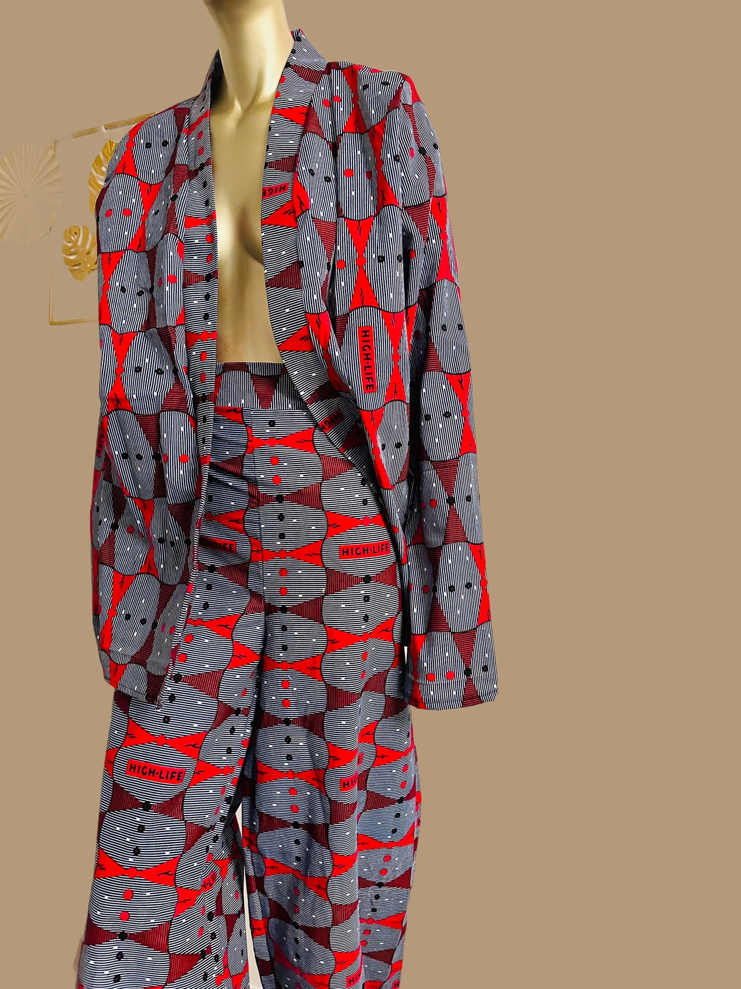 Costume en Wax femme - Blazer kimono en Wax et Pantalon taille haute en Wax - Kaysol Couture