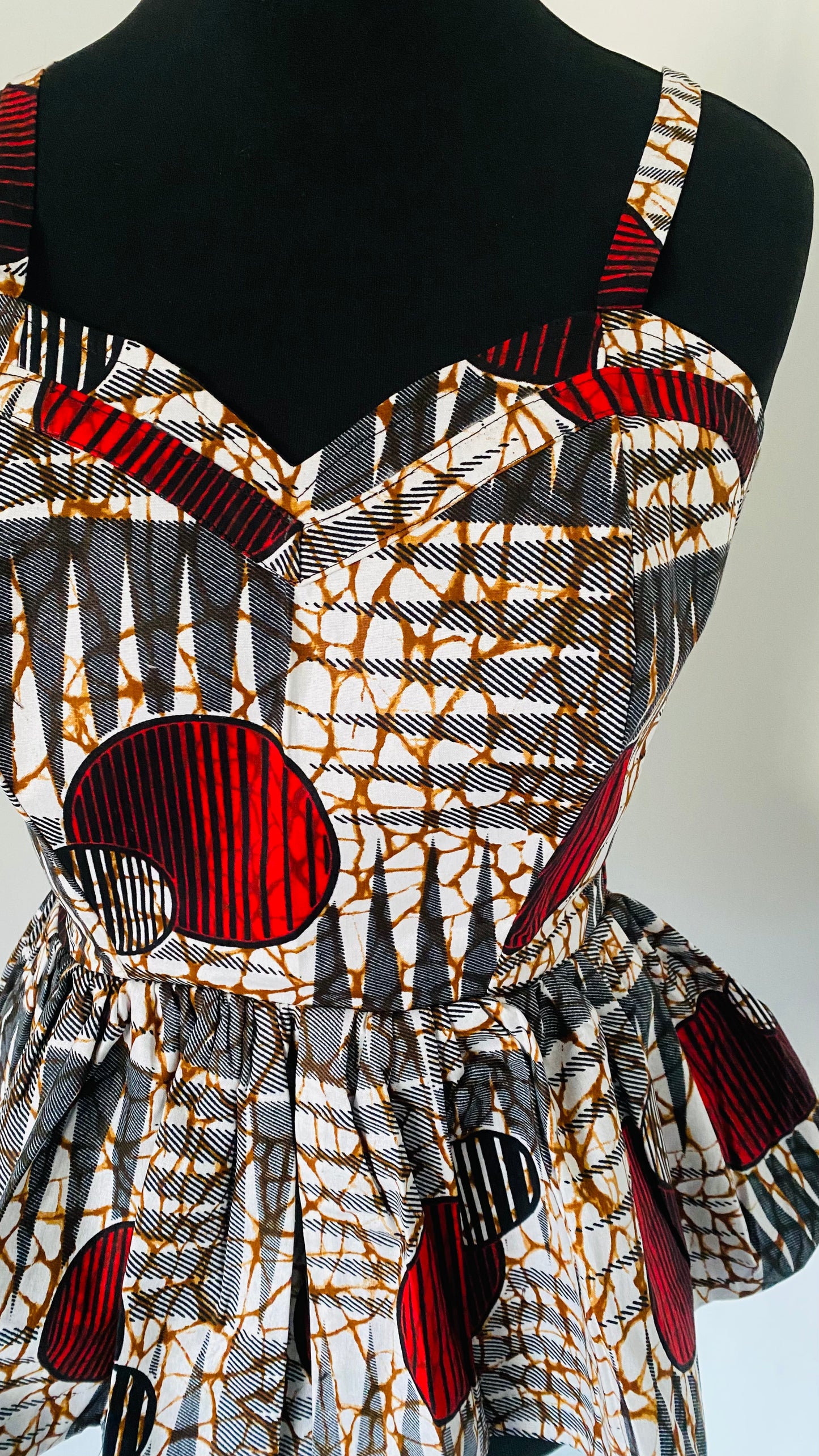Bustier en wax - haut style corset en pagne
