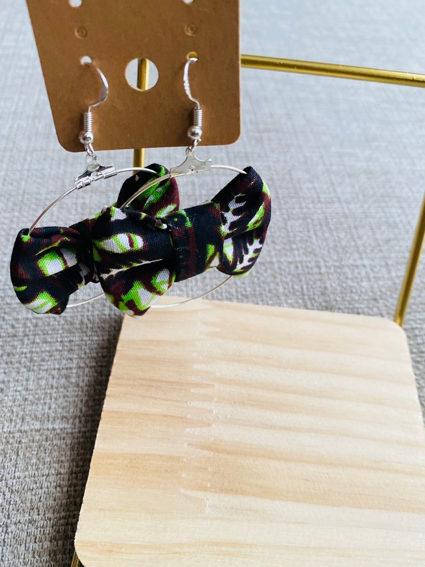 Boucles d’oreilles en Wax / boucles tissu Wax africain / pagne vert / argent 925
