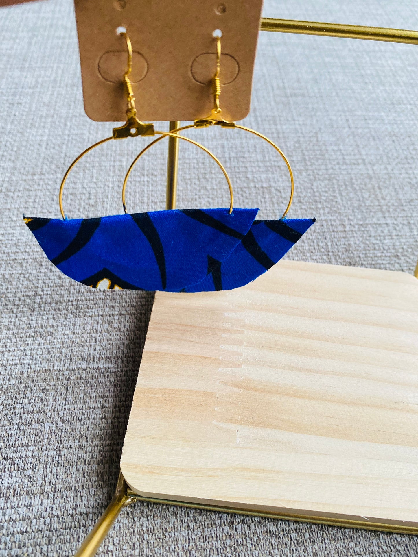 Boucles d’oreilles Wax bleu / boucles au tissu africain tendance