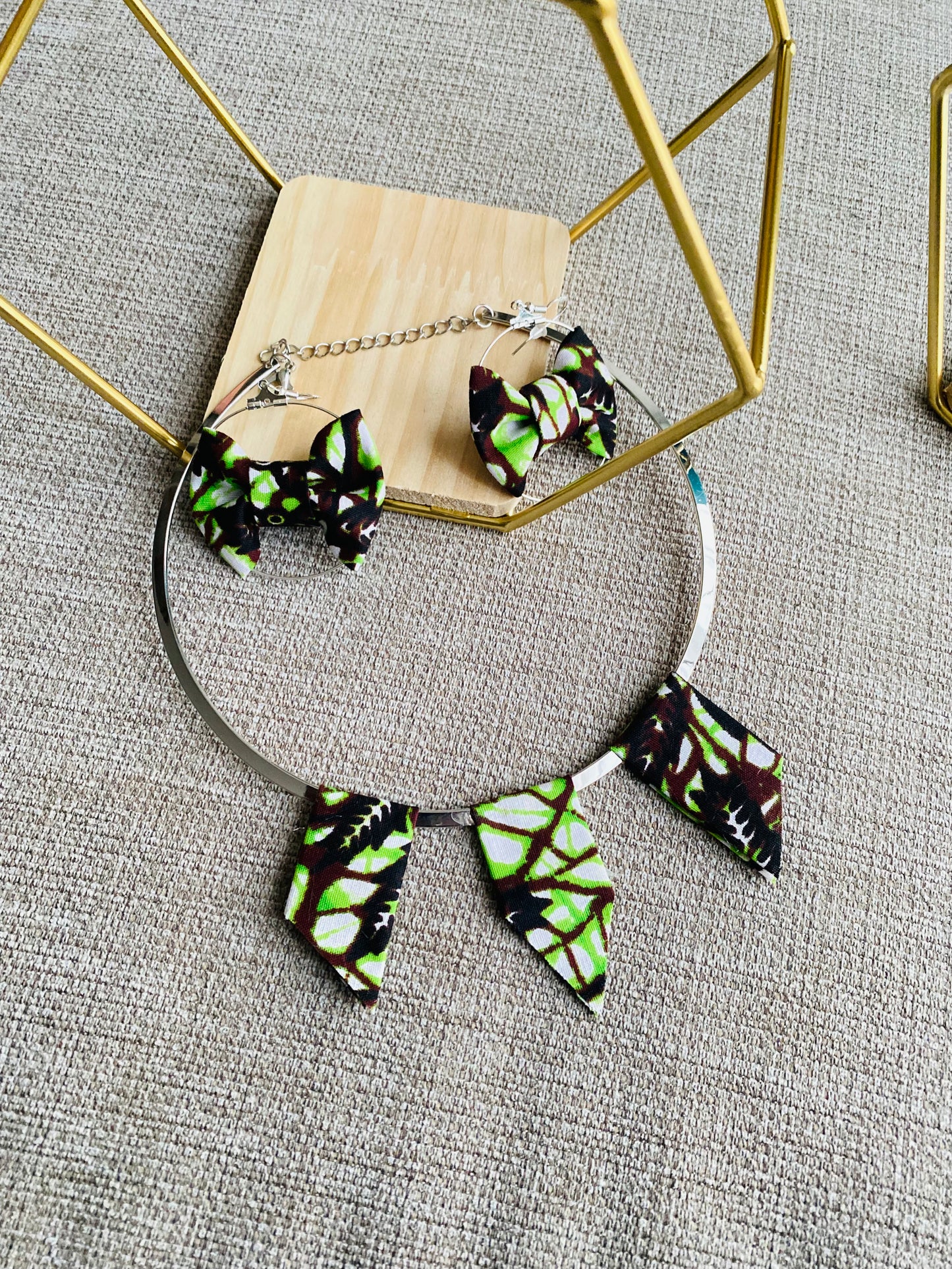 papure de bijoux en wax
