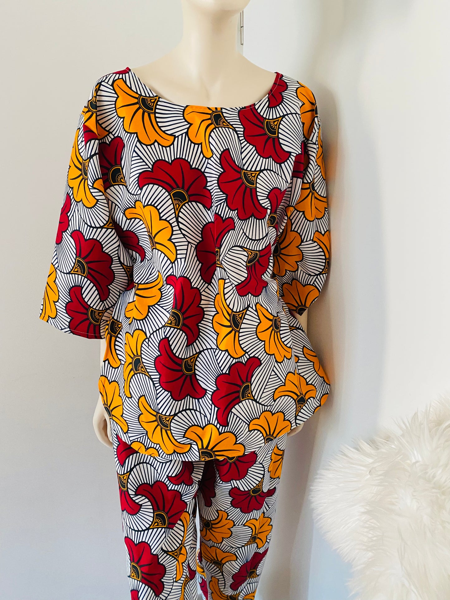 Vêtement africain pour femme - modèle de robe africaine tendance 2023