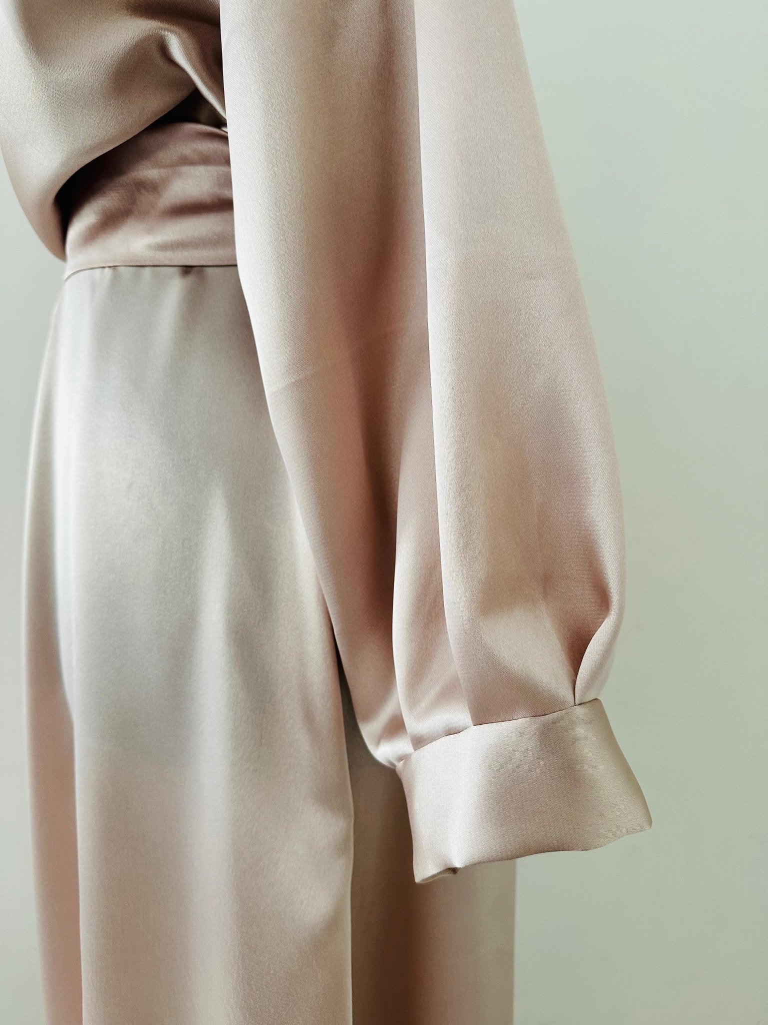 Robe de Soiree longue - robe de soirée mastour en Satin Manches longues - Kaysol Couture