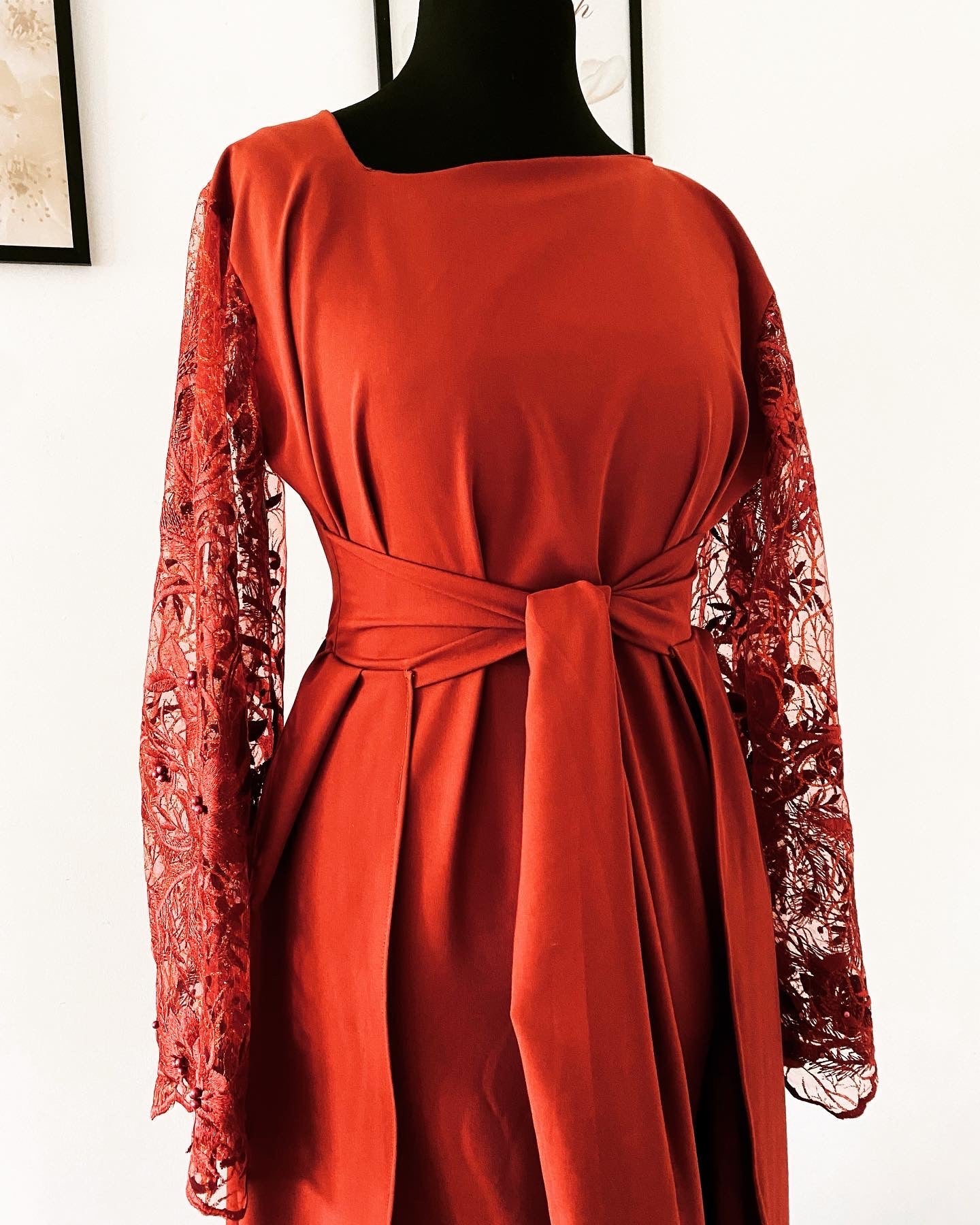 Robe de Soiree Mastoura - Demoiselle d’honneur rouille manche longue - Kaysol Couture