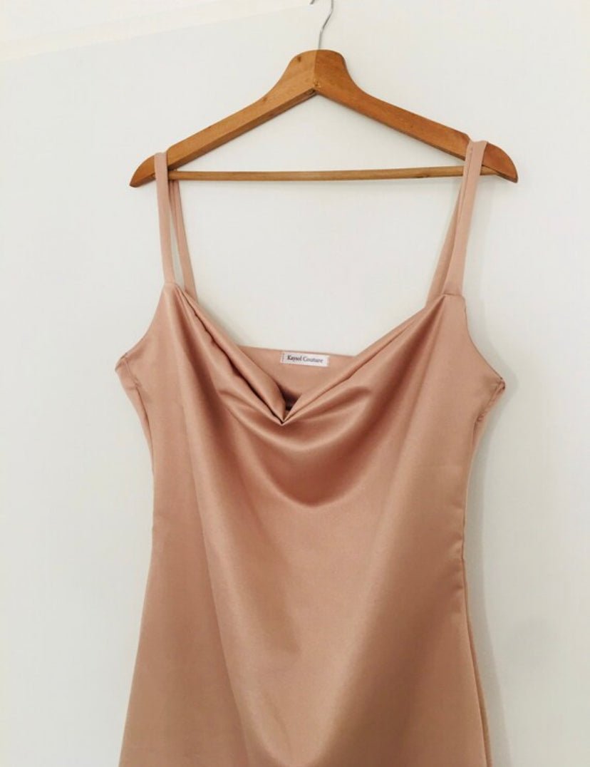 Robe en satin col benitier - Kaysol Couture