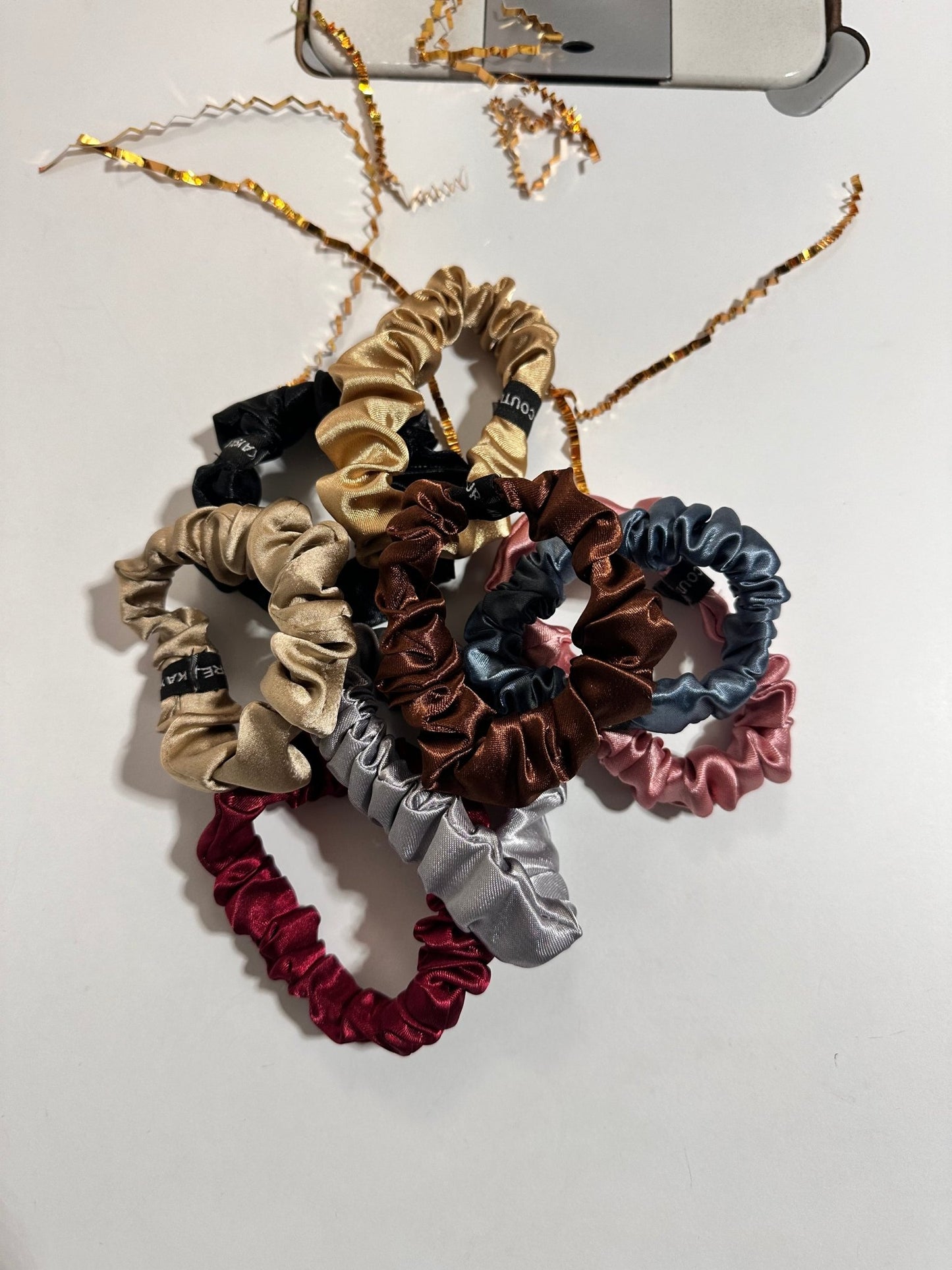 Scrunchies en Satin - Mini Chouchou en Soie - Fait main - Large Choix de couleur - Kaysol Couture
