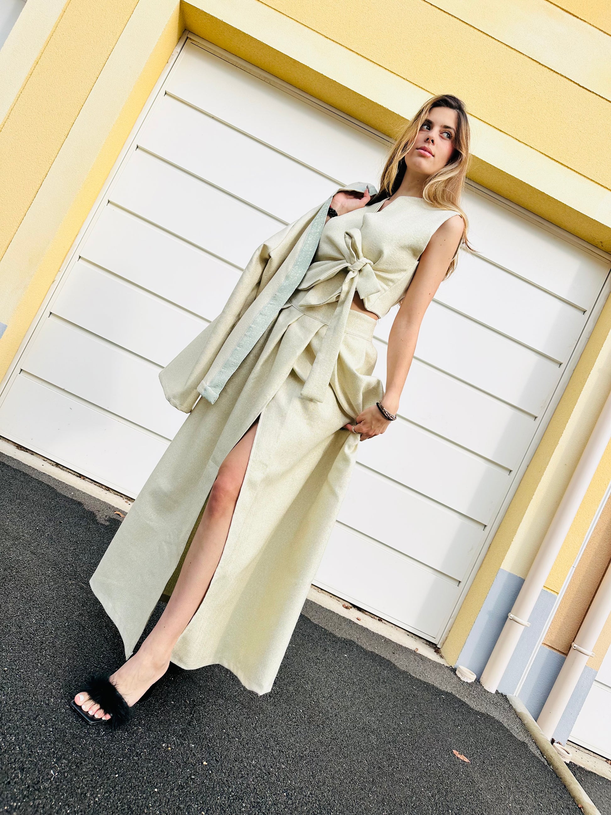 Jupe longue taille haute brocard beige Capsule source