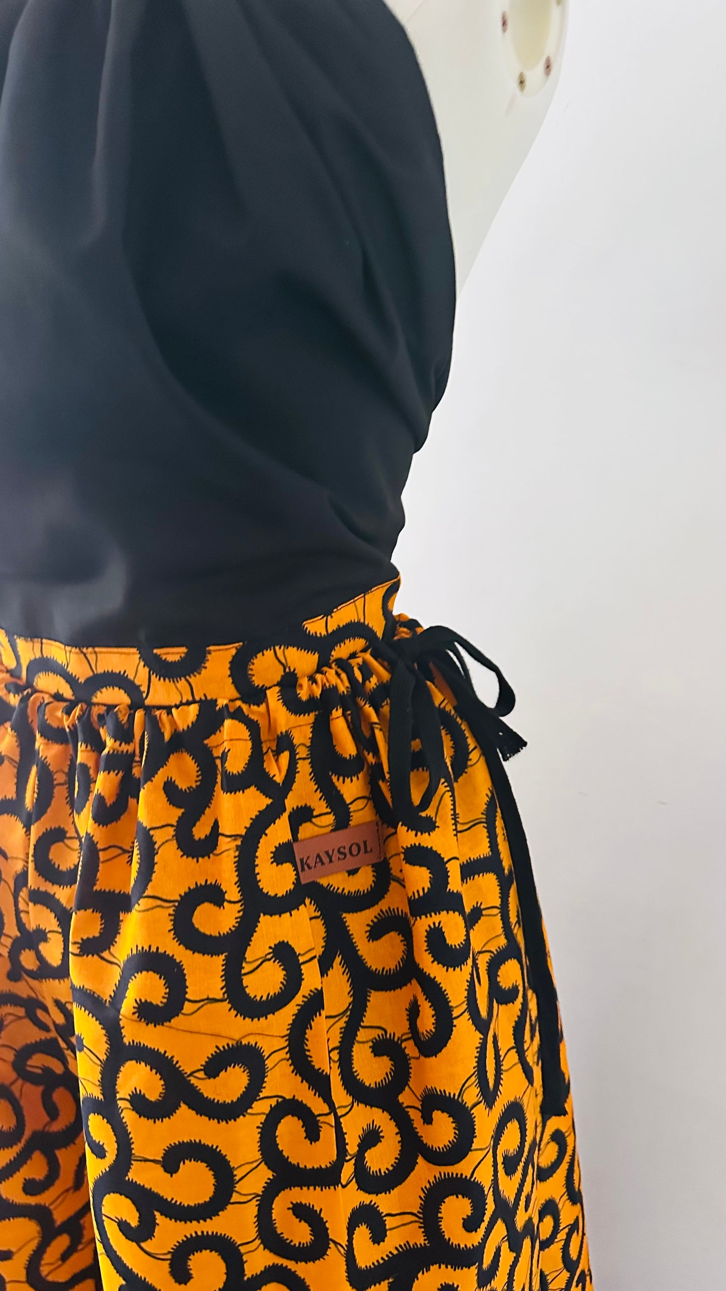 Pantalon Femme Ajustable / 100% coton / en Wax jaune