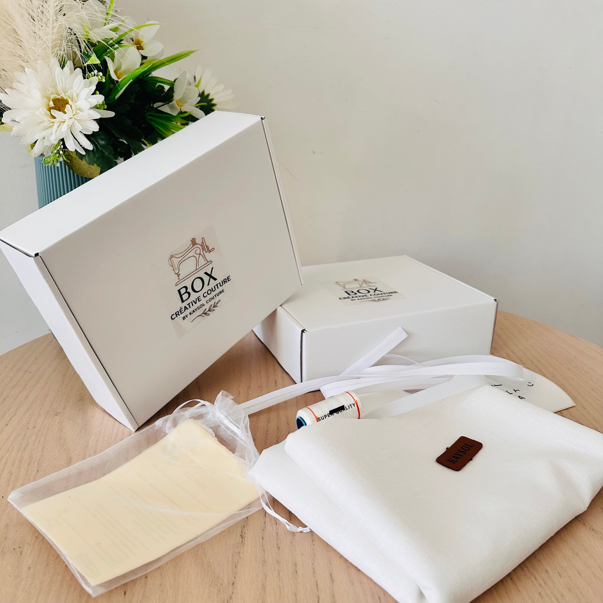 Box couture haut Sia – Patron Taille  34/56 + tissu 100% lin Blanc + mercerie assorti