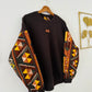 Sweat femme beige manches batik Bogolan pailleté. Confort, style unique et inspiration wax. Cadeau original signé Kaysol Couture.