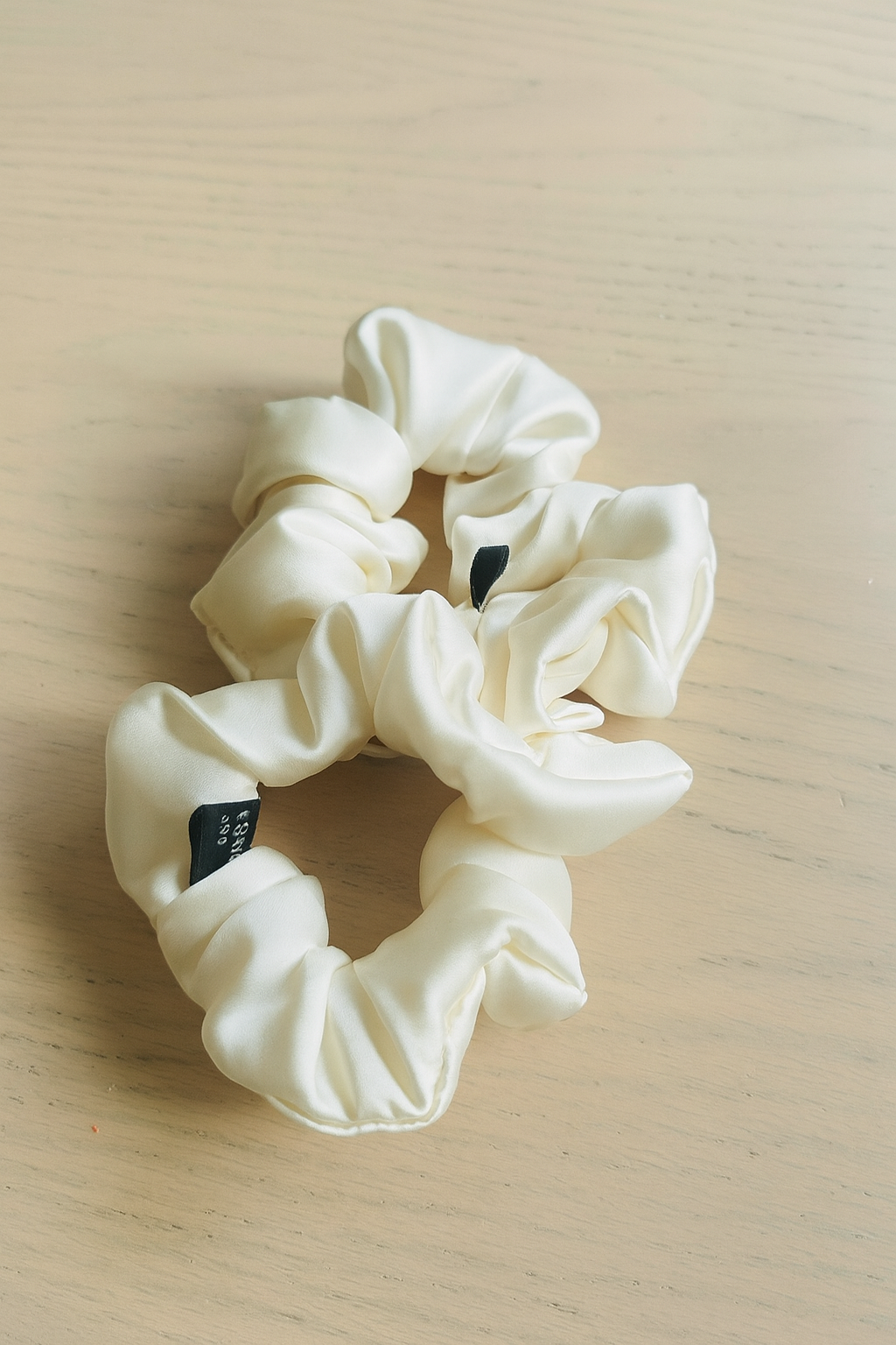 Chouchou en 100% soie mûrier | 19 mommes | Taille médium (5 cm)