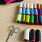 Hilo de coser 100 % poliéster – Bobina aprox. 200 m – Varios colores