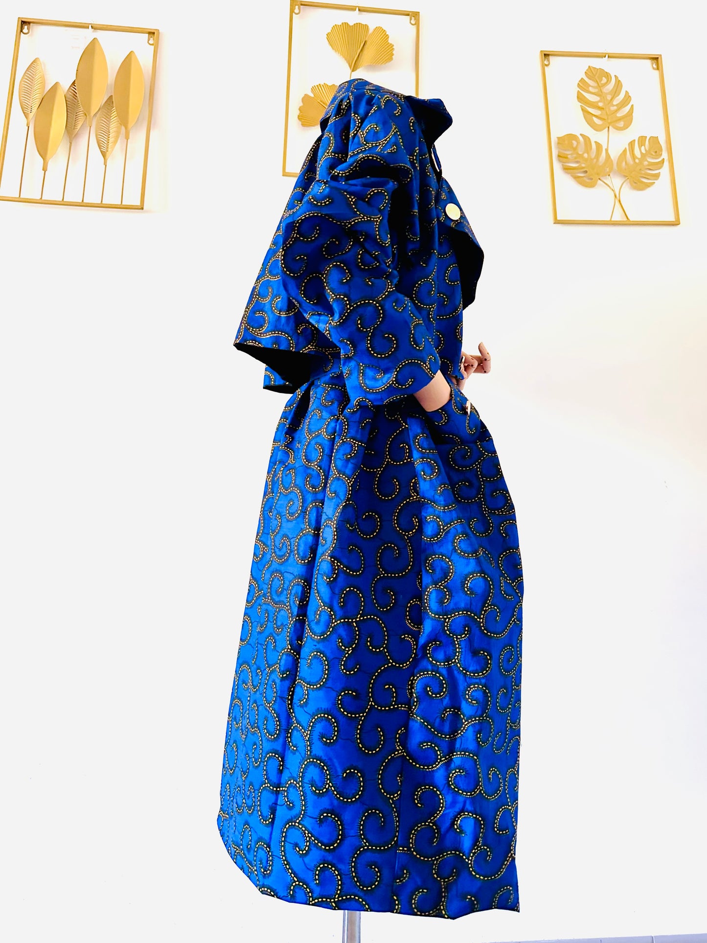 Wax Trench Coat / Iconic Collection / Adjustable waist / Royal Blue