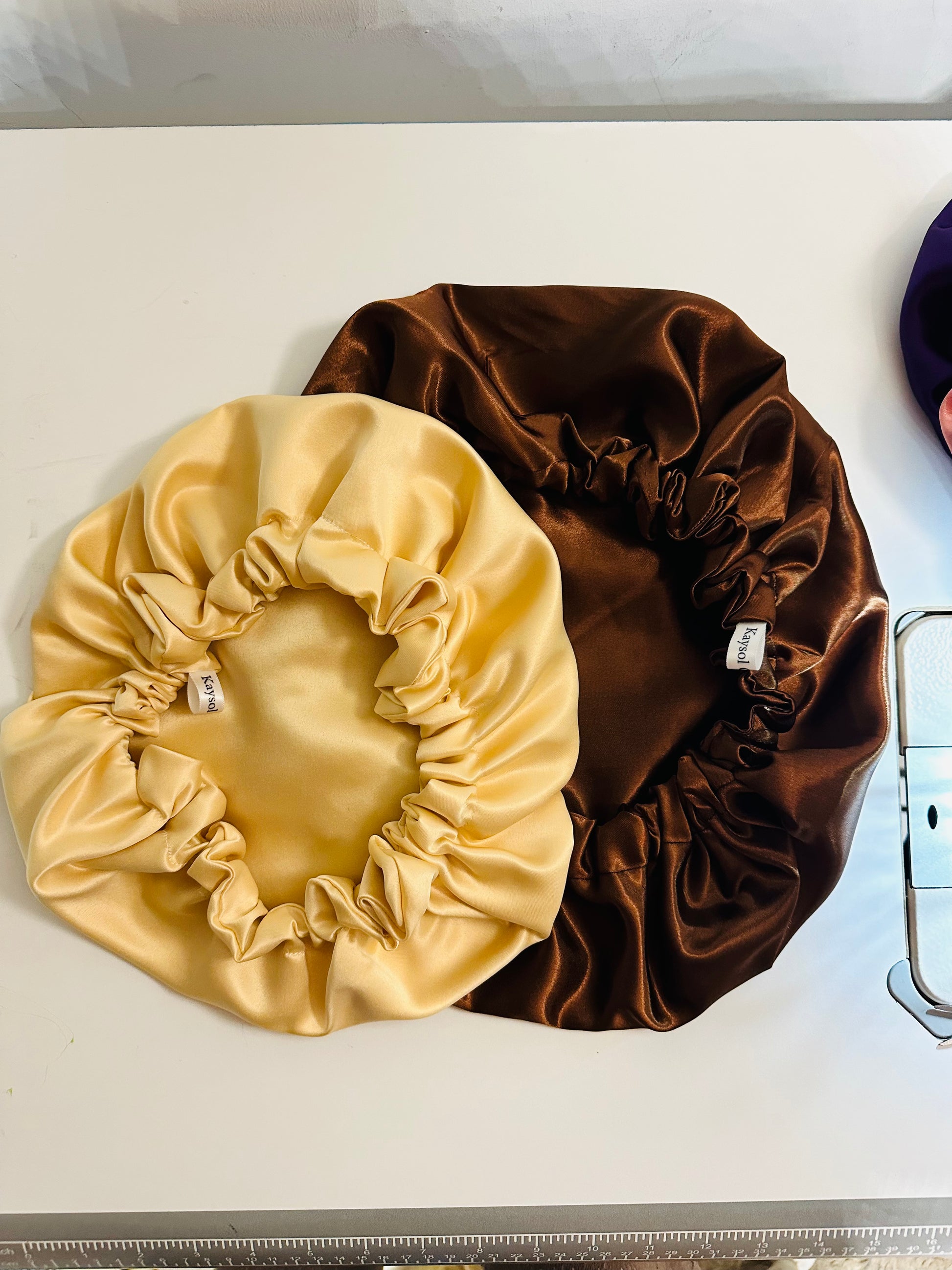 Commandez votre bonnet de nuit en satin artisanal - pas cher – Kaysol  Couture