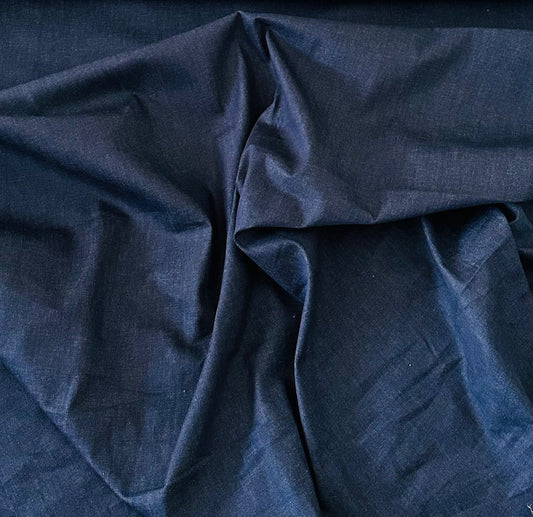 Tissu jean bleu nuit  – 100 % coton – laize 150 cm