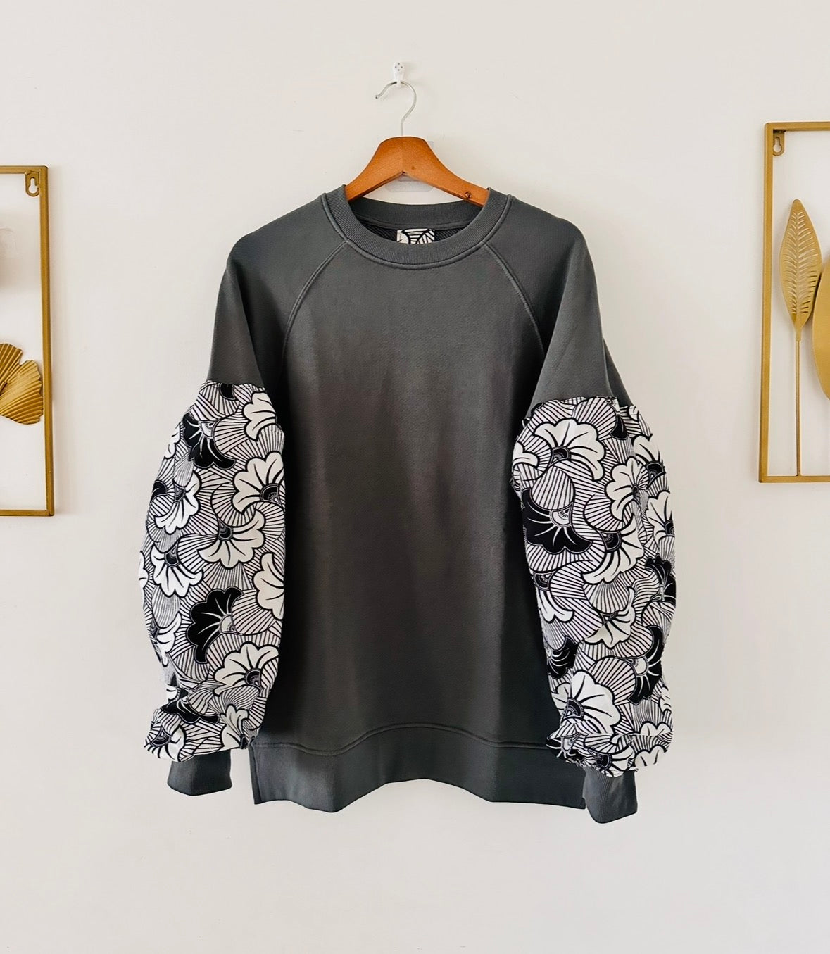 Grey wax sweatshirt / Hoodie with wax fabric detail / African sweater / Unisex