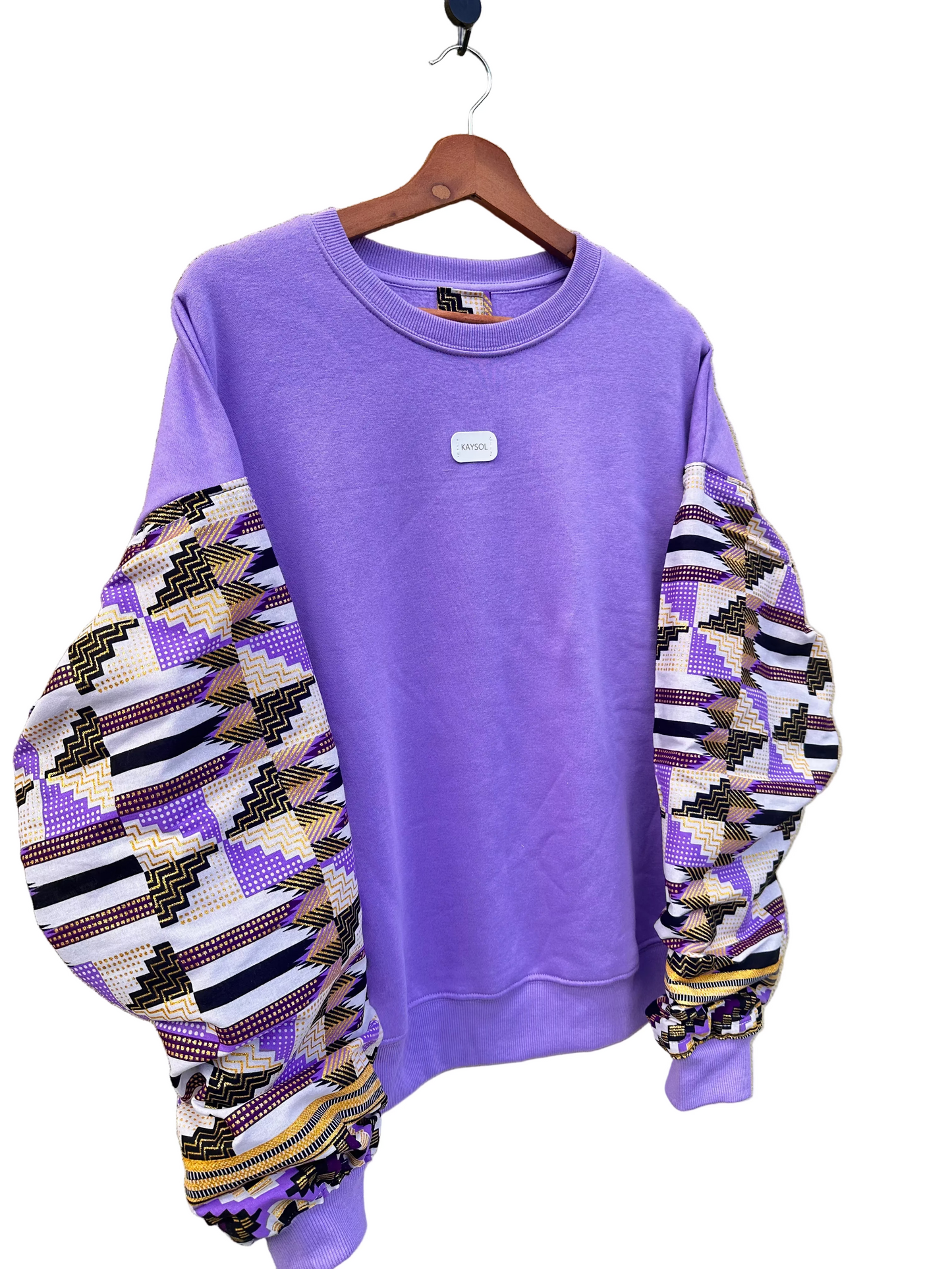 Women's brown sweatshirt - Sequined Bogolan batik sleeves