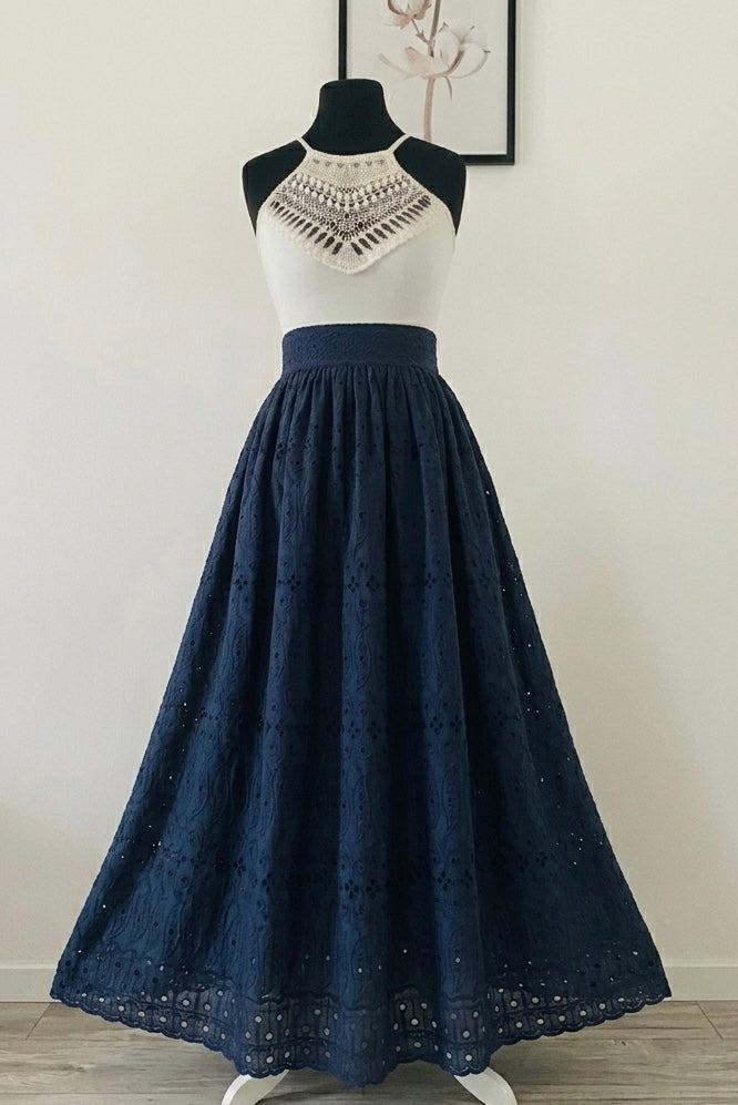 Jupe broderie Anglaise Bleu marine – Les Iconiques | 3 longueurs