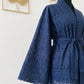 Kimono en Broderie Anglaise bleu marine – Veste en Broderie femme / Iconique