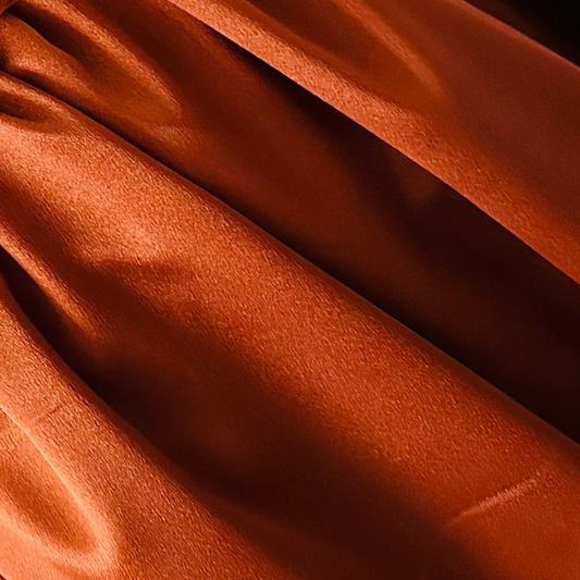 Coupon Tissu Satin orange Terracotta - 3 mètres - Satin Qualité Suprême
