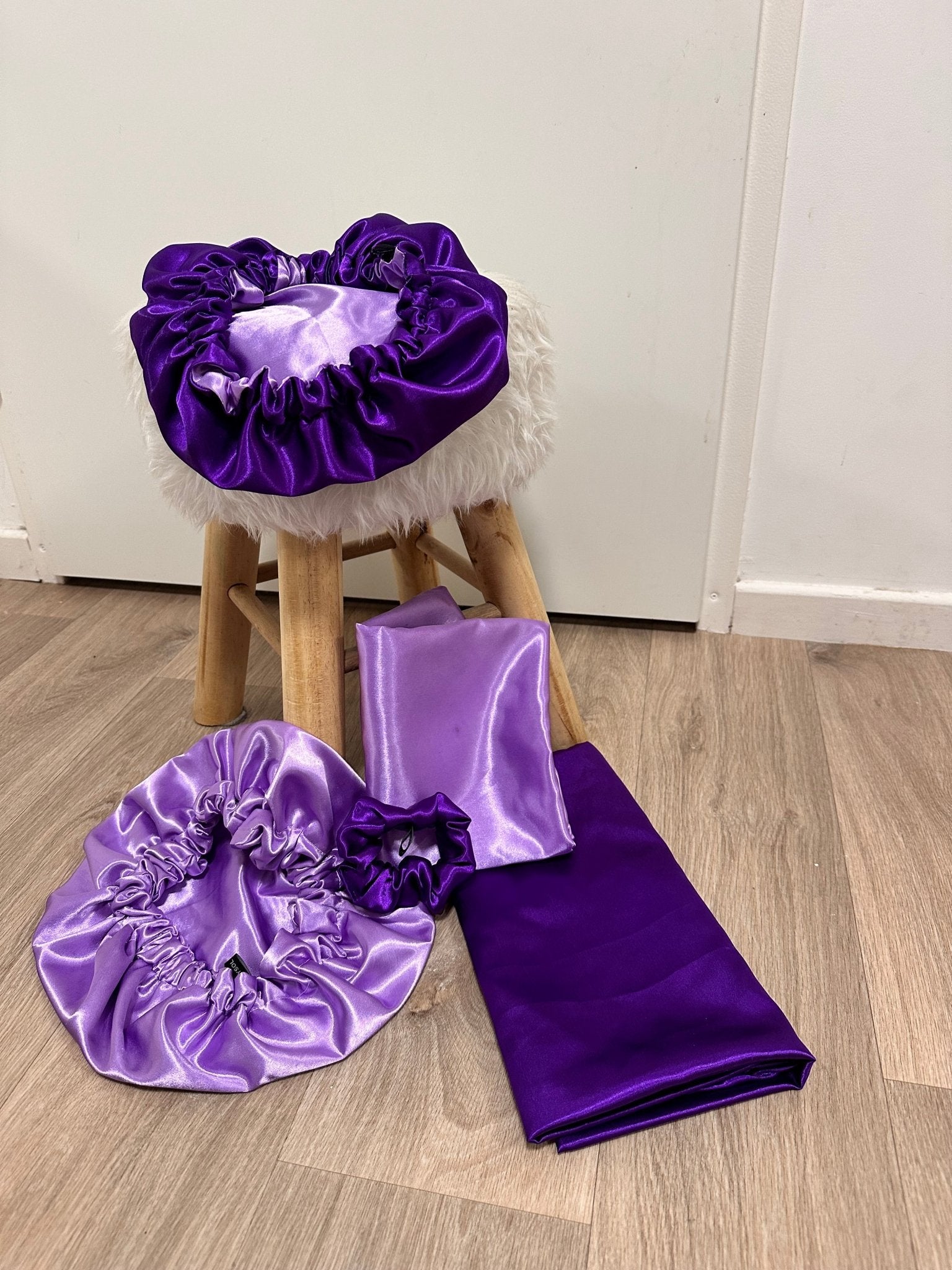 Box taie d’oreiller en Satin Lila - Bonnet en satin -chouchou en Satin - Box Lila - Violet - Kaysol Couture