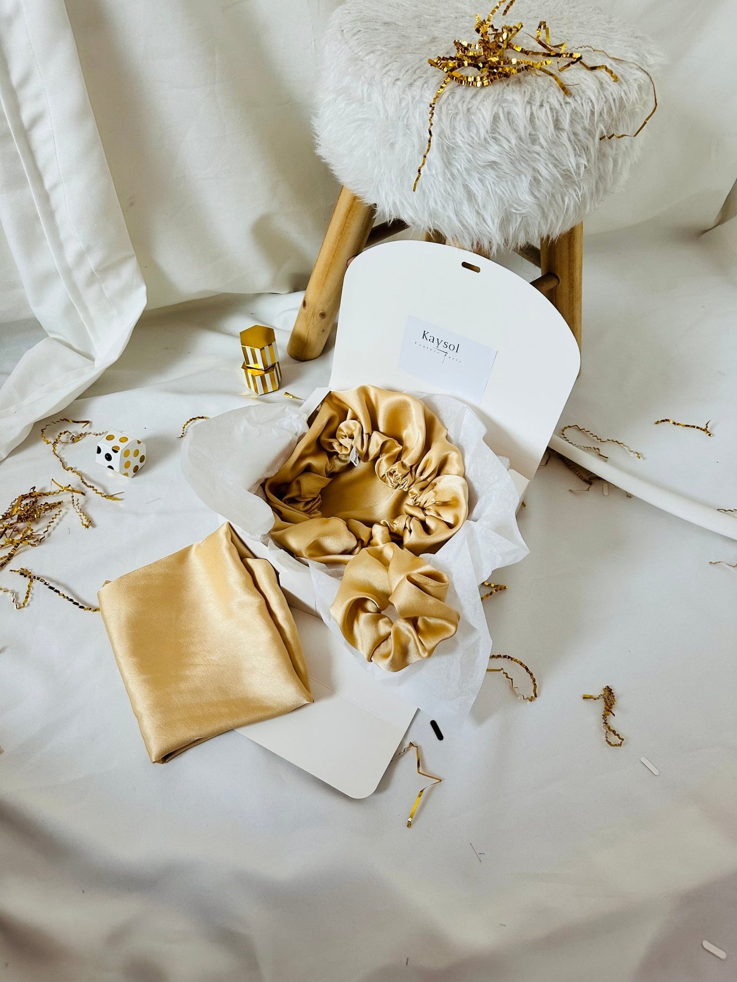 Choix de Couleur - Box Taies d’oreillers en Soie avec bonnet en Soie et chouchou en soie Assorti - Kaysol Couture