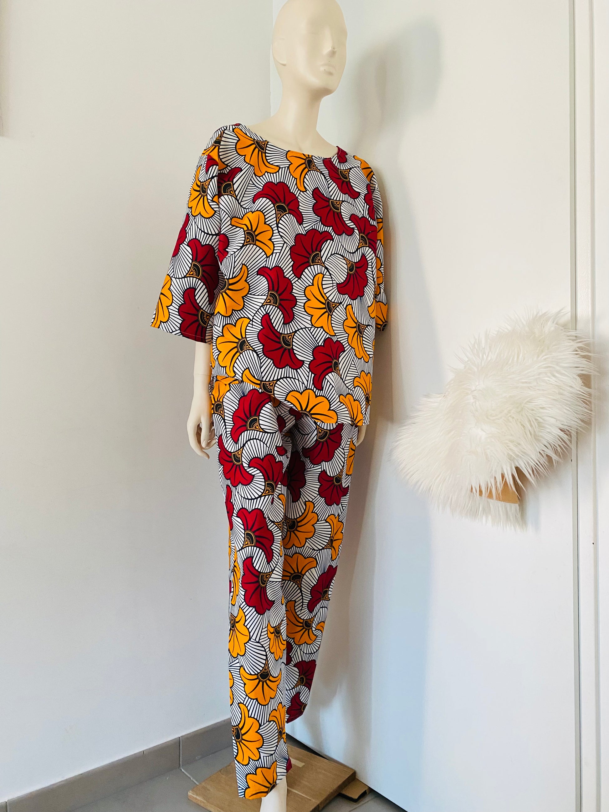 Tenue wax sale