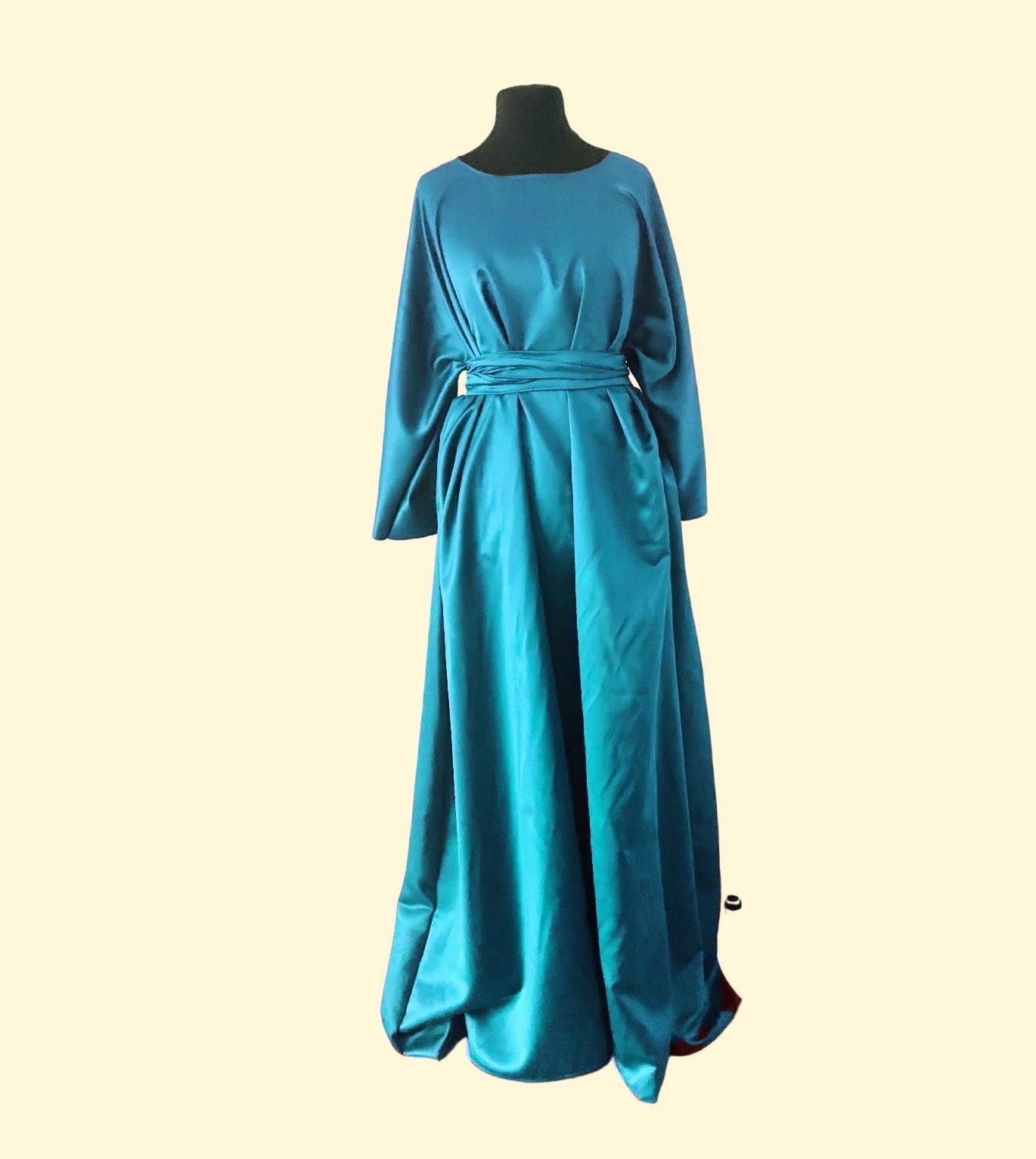 Robe longue ample en Satin - Choix de Couleur - Kaysol Couture
